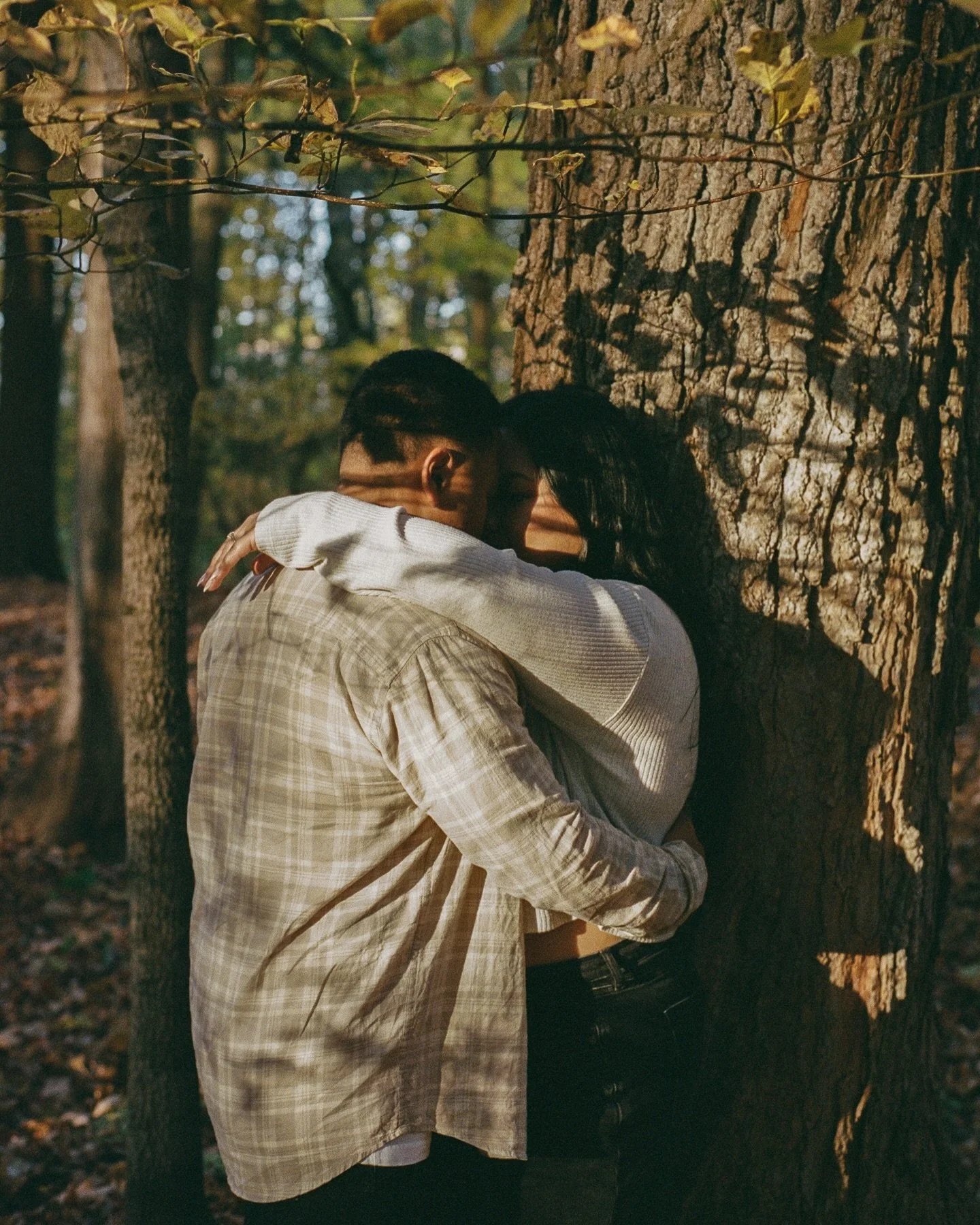 michelle &amp; jose 

~ have the absolute pleasure of being apart of their big day!! 

scan develop ~ @c41filmlabs 

#engagement #engagementphotos #toronto #torontophotographer #torontofilmphotographers