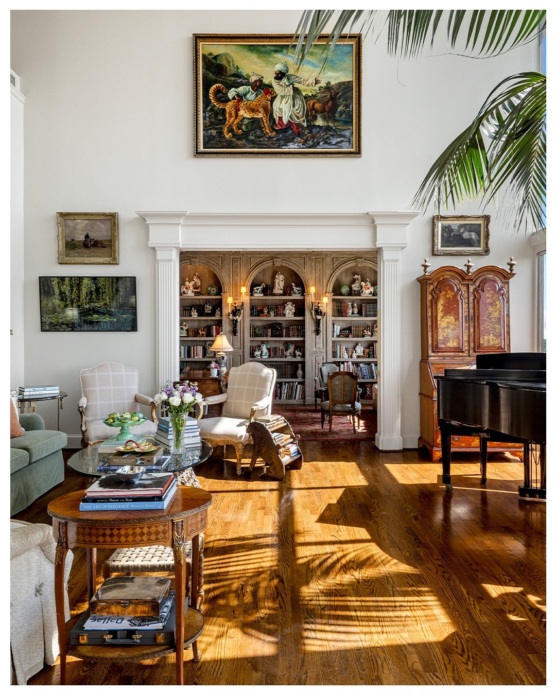 So much drama! 

Proud to share the photos we shot of this  immaculate Downtown Dallas penthouse condo coming soon from @pittmanstovall!