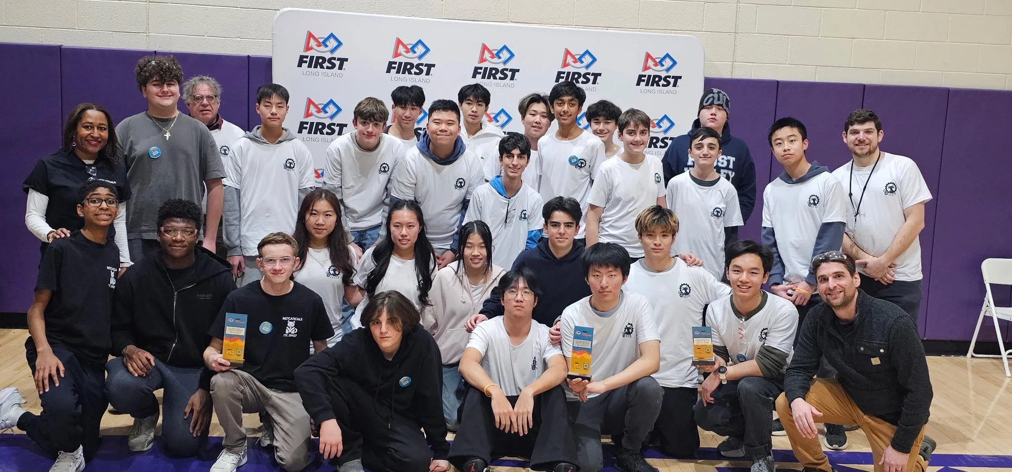 East Williston School District Celebrates&nbsp;Metcaticals Robotics&nbsp;Team Regional Championship