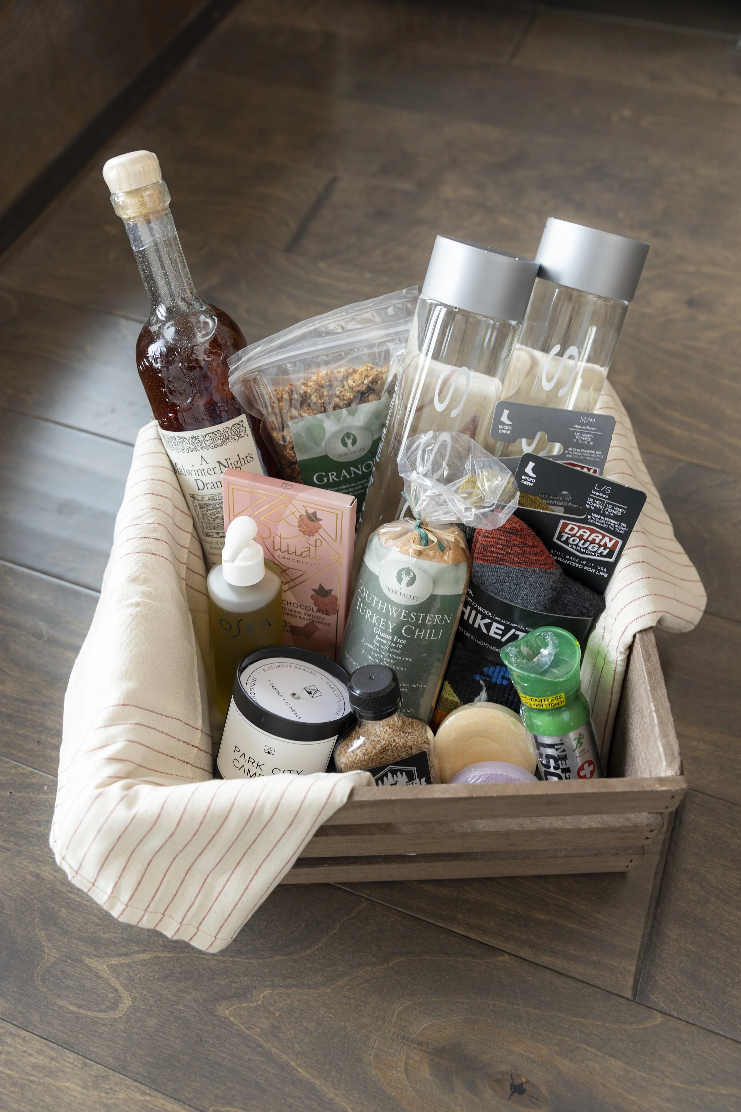 gift box 3.jpg