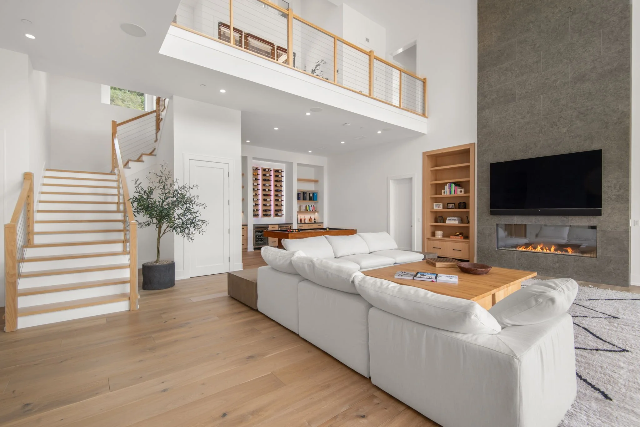 81-web-or-mls-living 4 copy.jpg