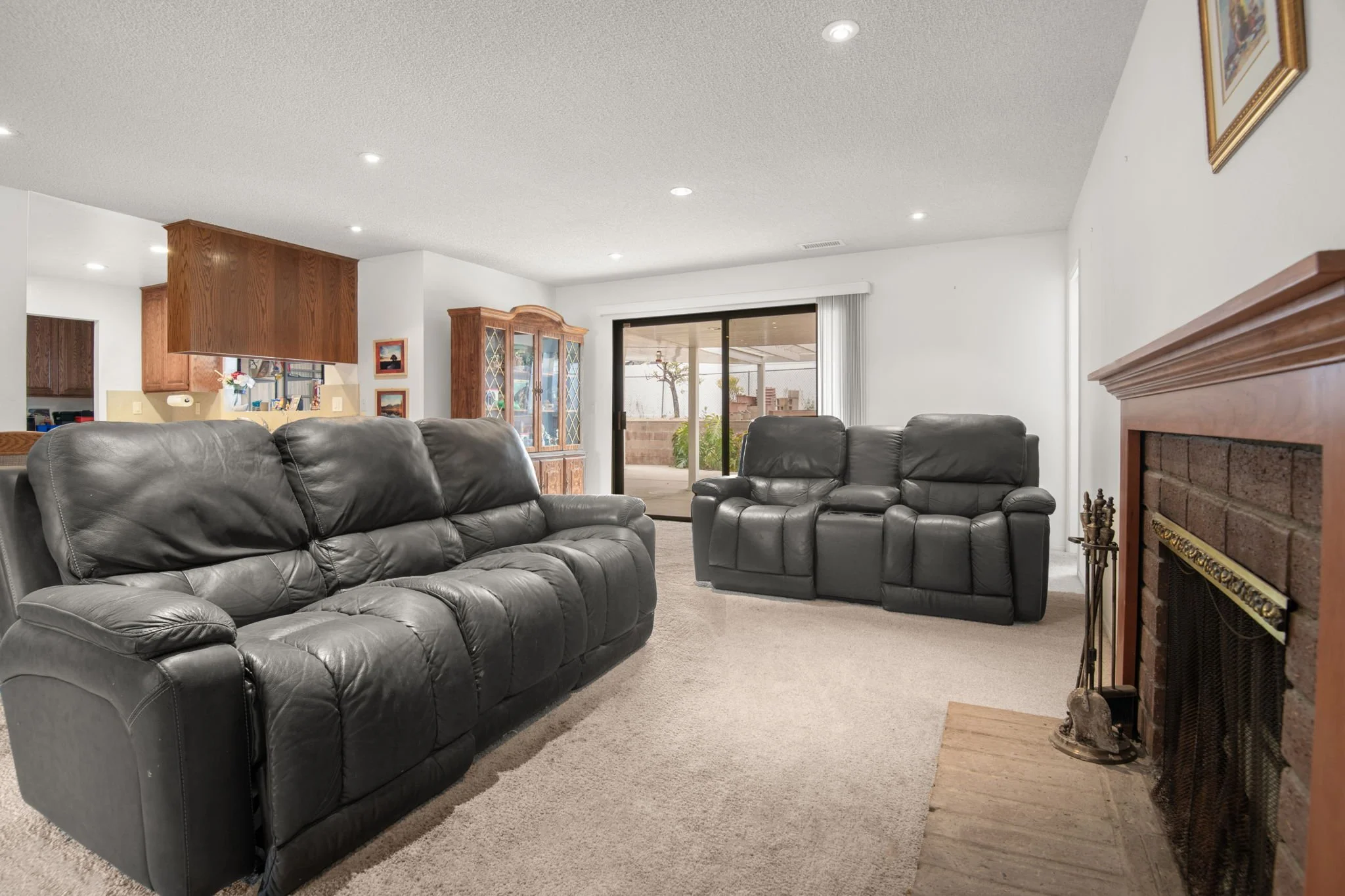 11-web-or-mls-fam room 1 copy.jpg