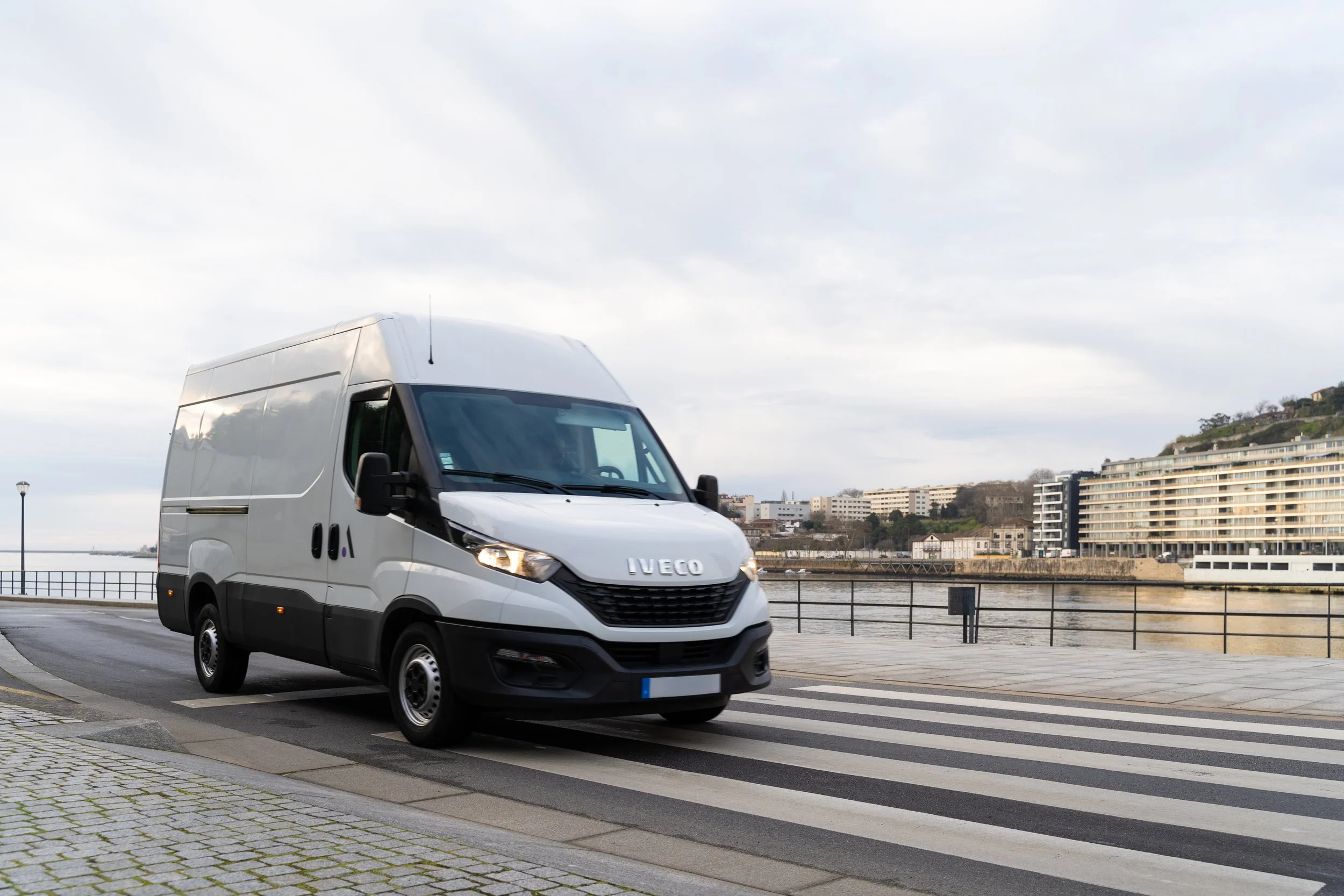 EXT_ EM MOVIMENTO.jpg