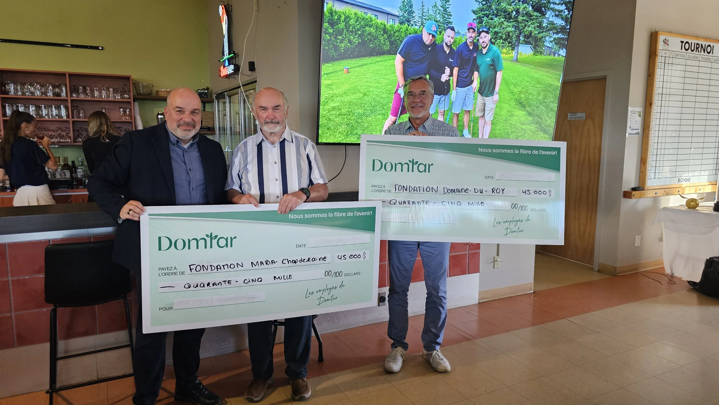 La Fondation du Domaine-du-Roy reçoit 45 000 $ grâce au Tournoi de golf Domtar