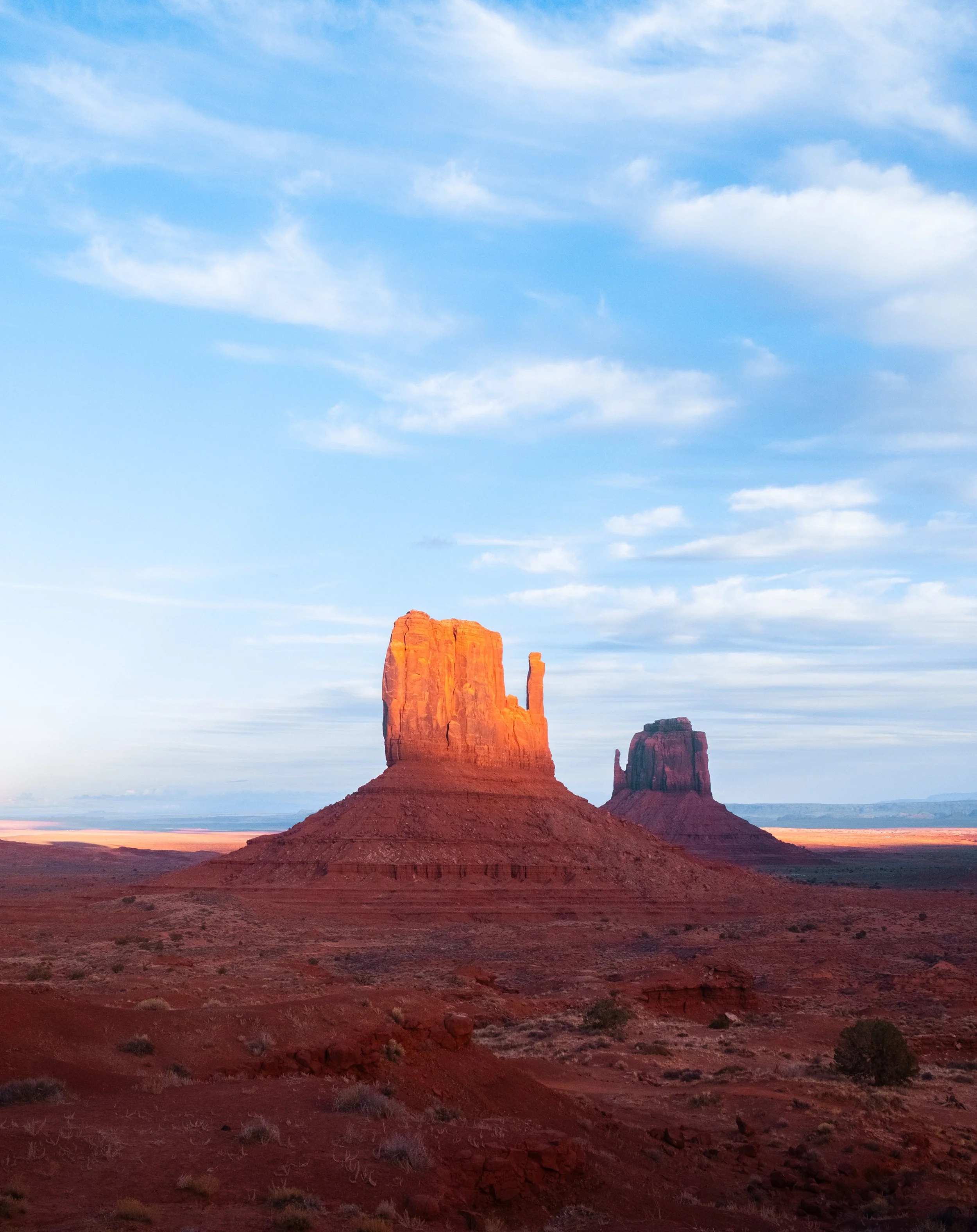 landscape photo of monument valley arizona