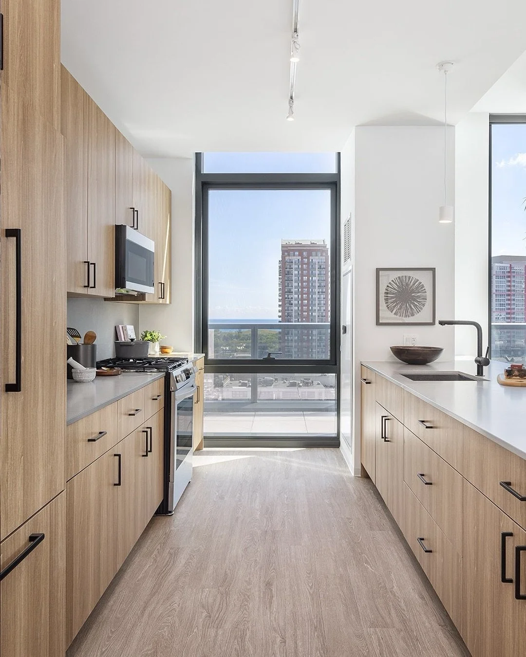 We are thrilled to welcome Briana Tunison from @makerandmoss to the Showcase family as she transforms the office.

Briana brings her expertise in interior design to Maker &amp; Moss, having earned her degree from San Francisco State University. Her f