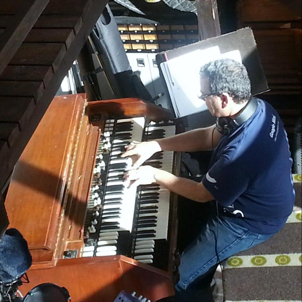 Michael Gill MAXJAS Music Piano Keyboards Composer 21.png