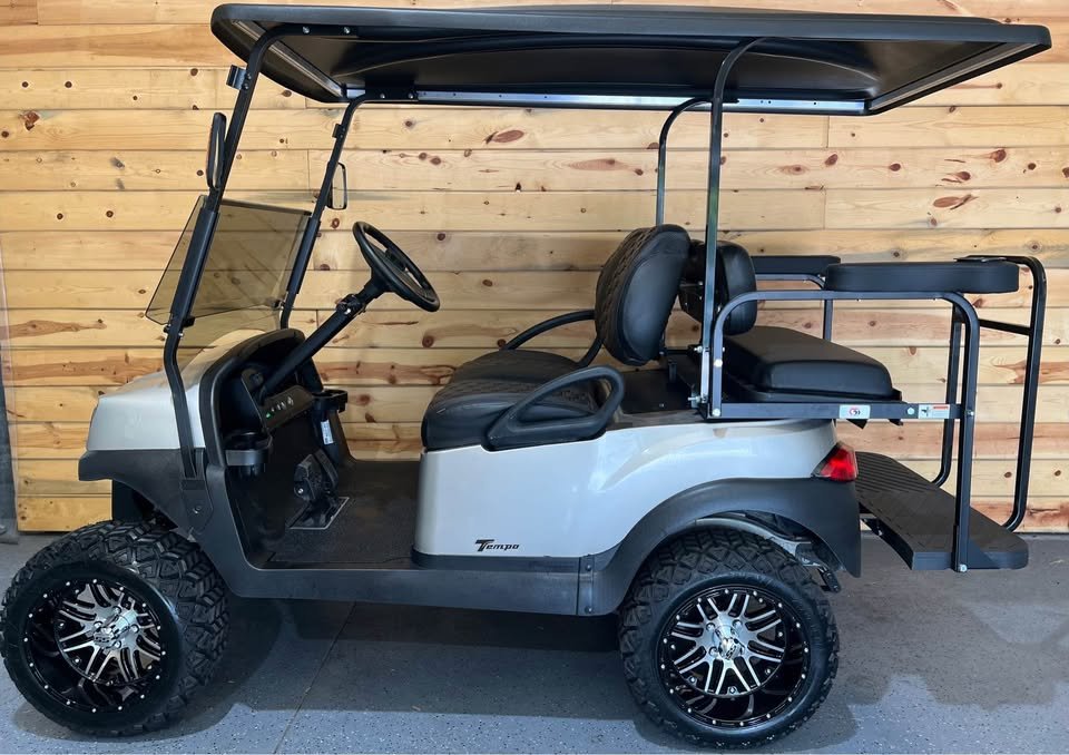 2022 Club Car Lithium 1.jpg