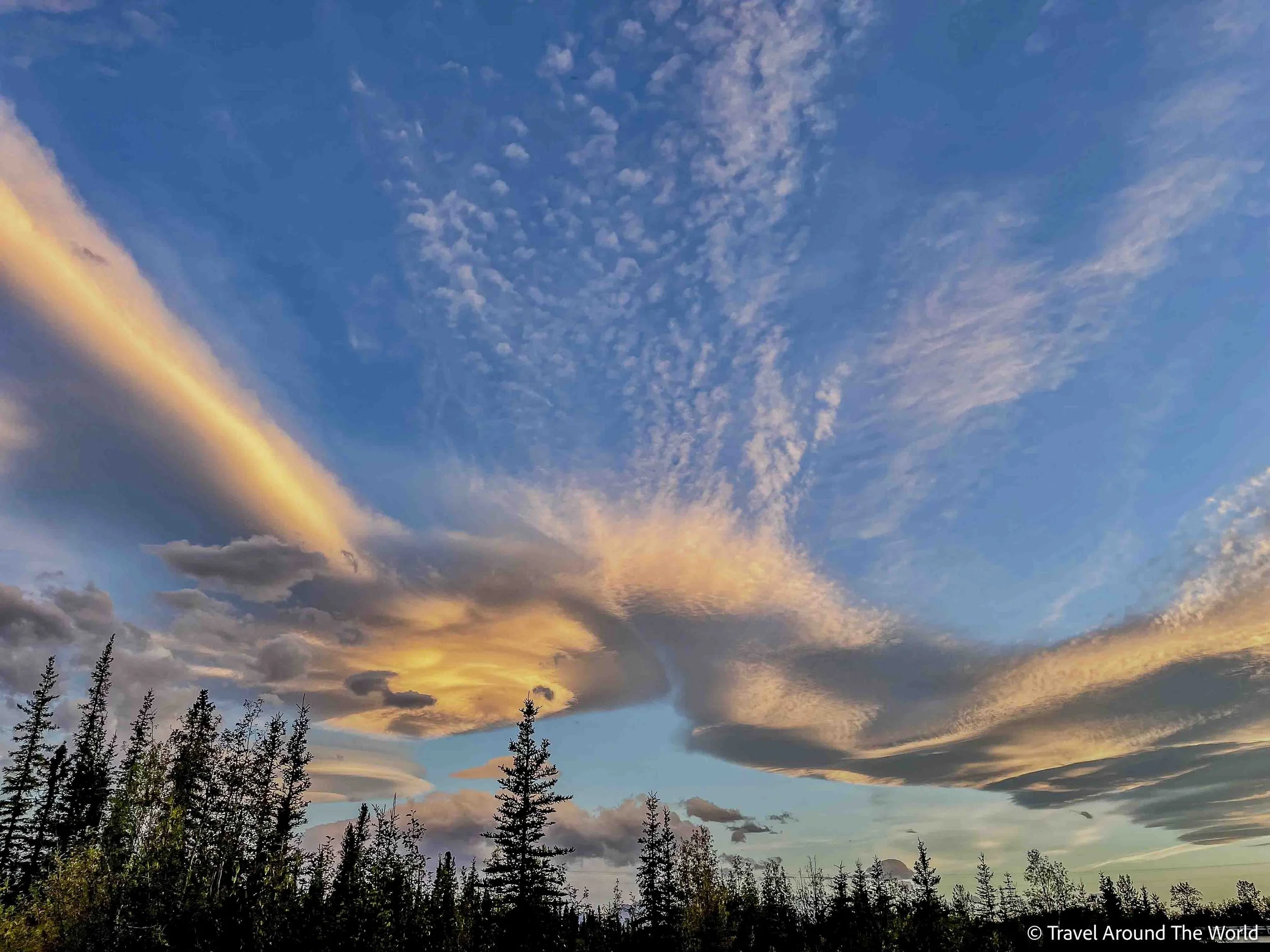 Wolkenstimmung beim Slana River