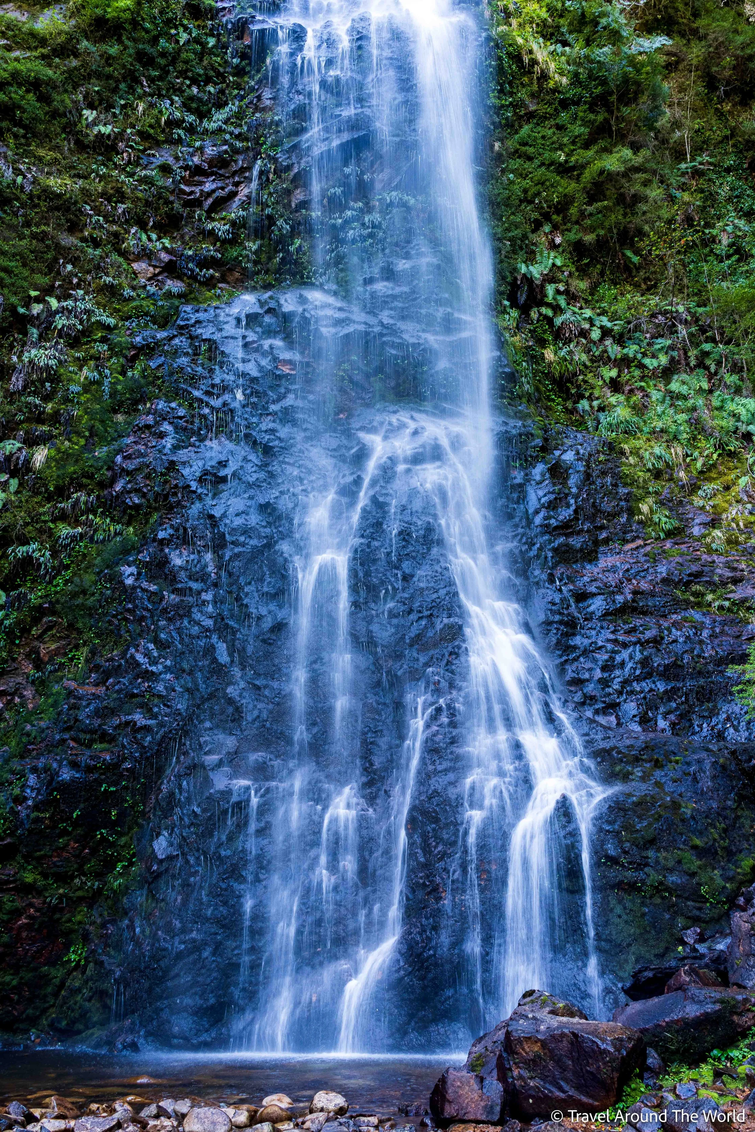 Einer von vielen Wasserfällen