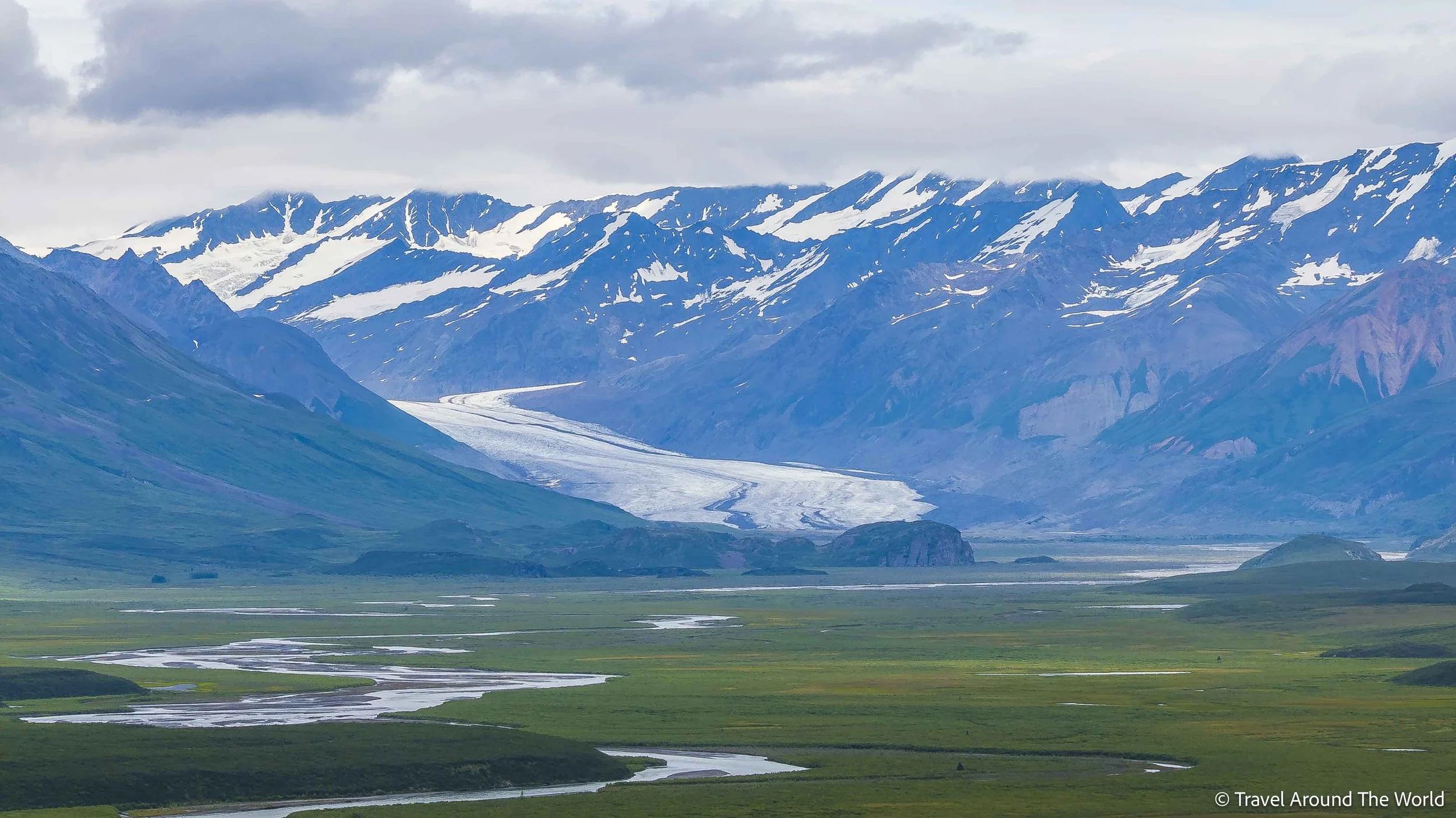 Denali Highway mit Maclaren Glacier