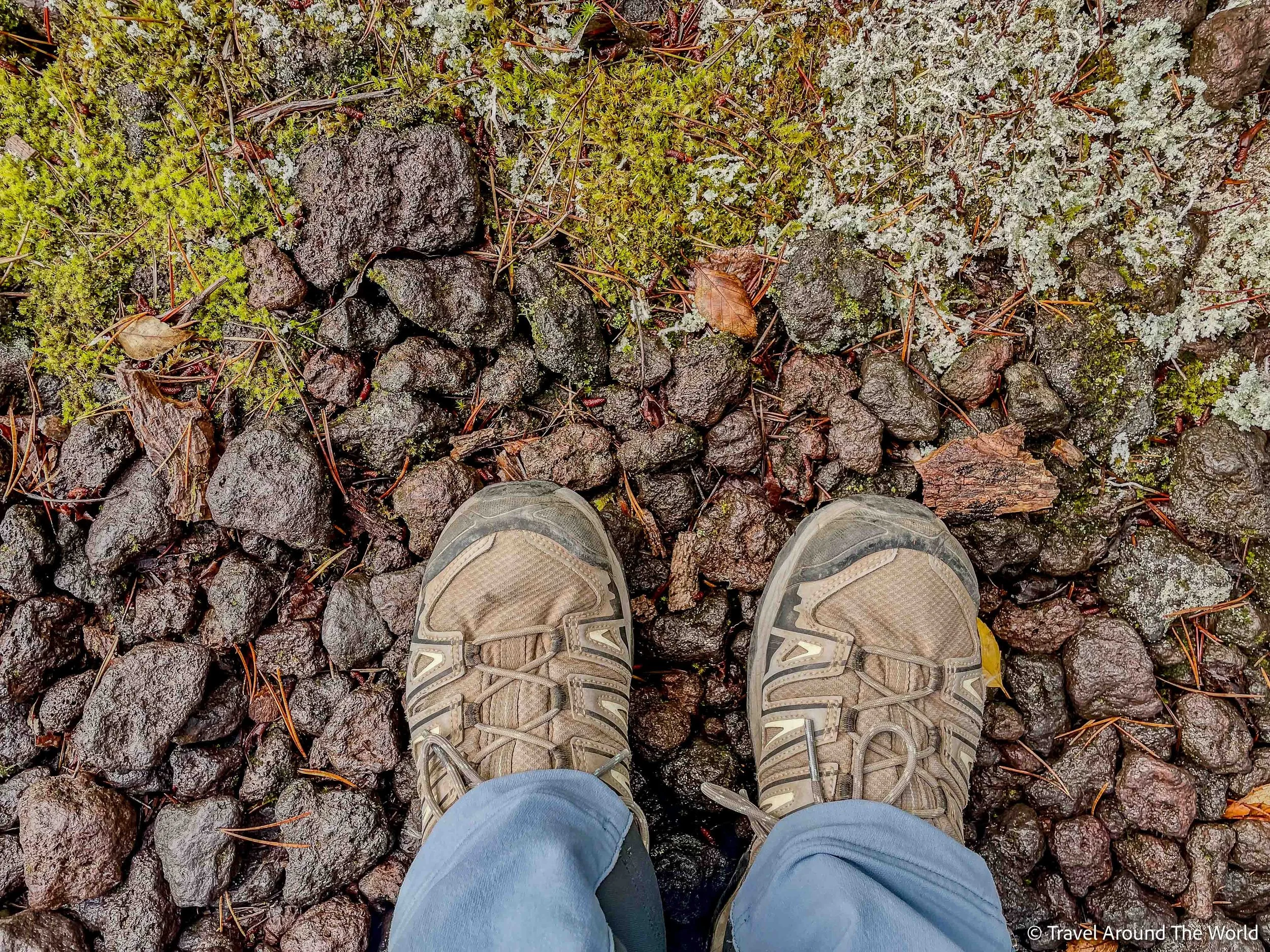 unterwegs auf dem Nisga'a Lava Flow Trailhead