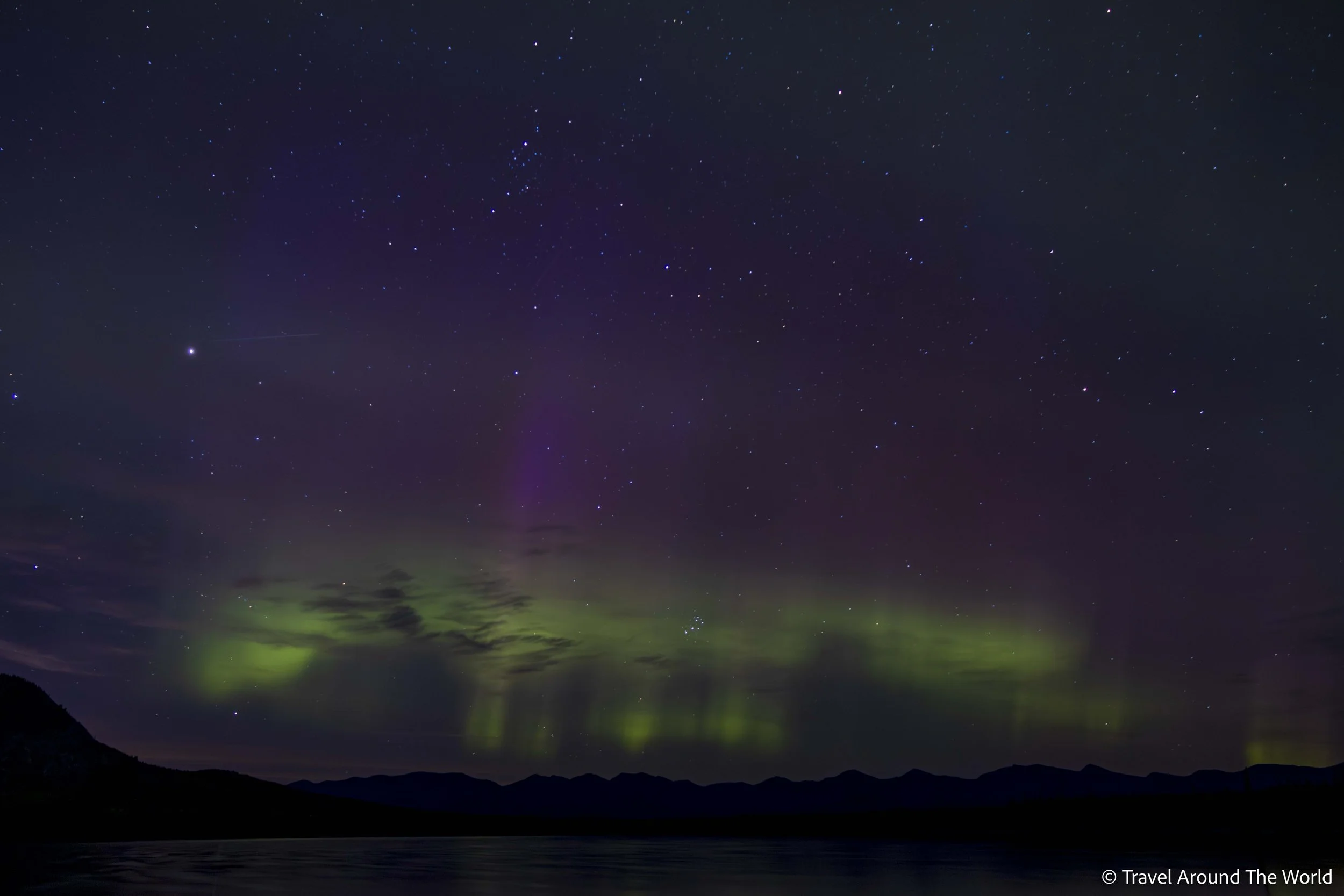 Nordlicht über dem Sulphur Lake