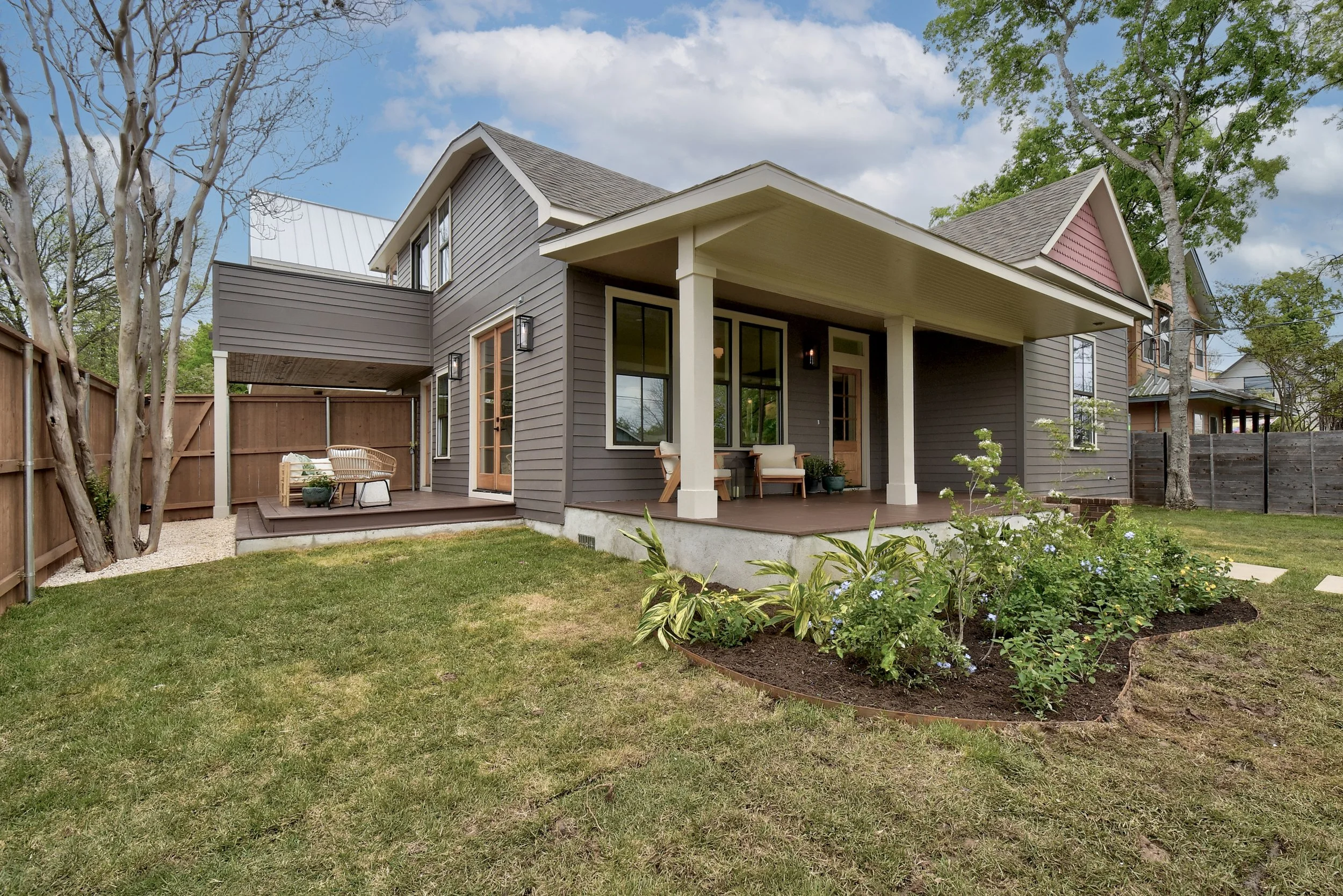  2606 East 14th 004.jpg