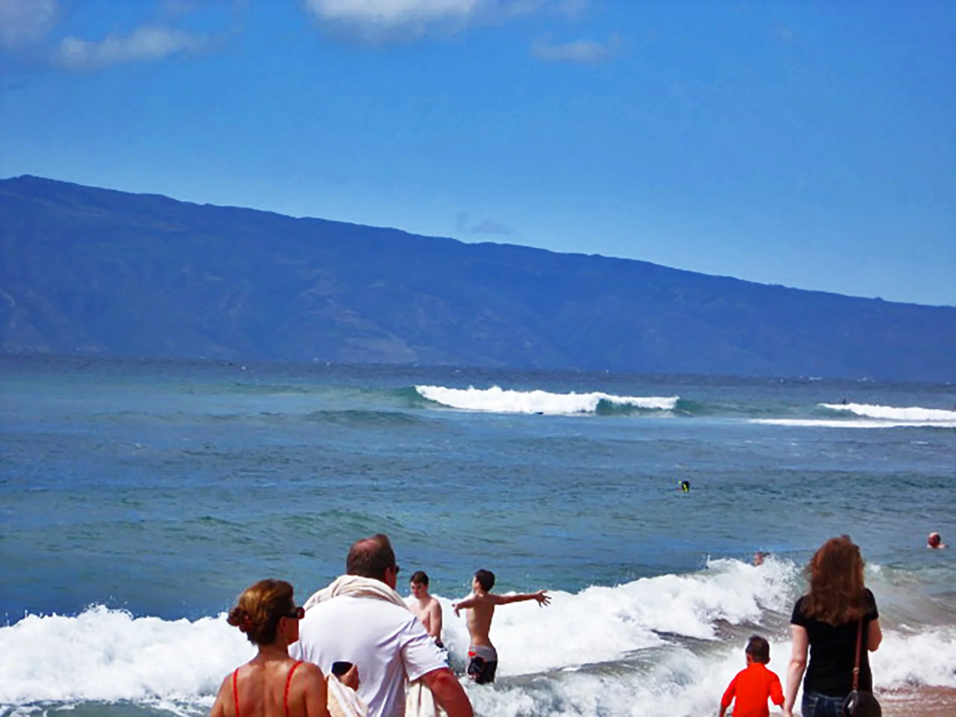 surfing lessons maui