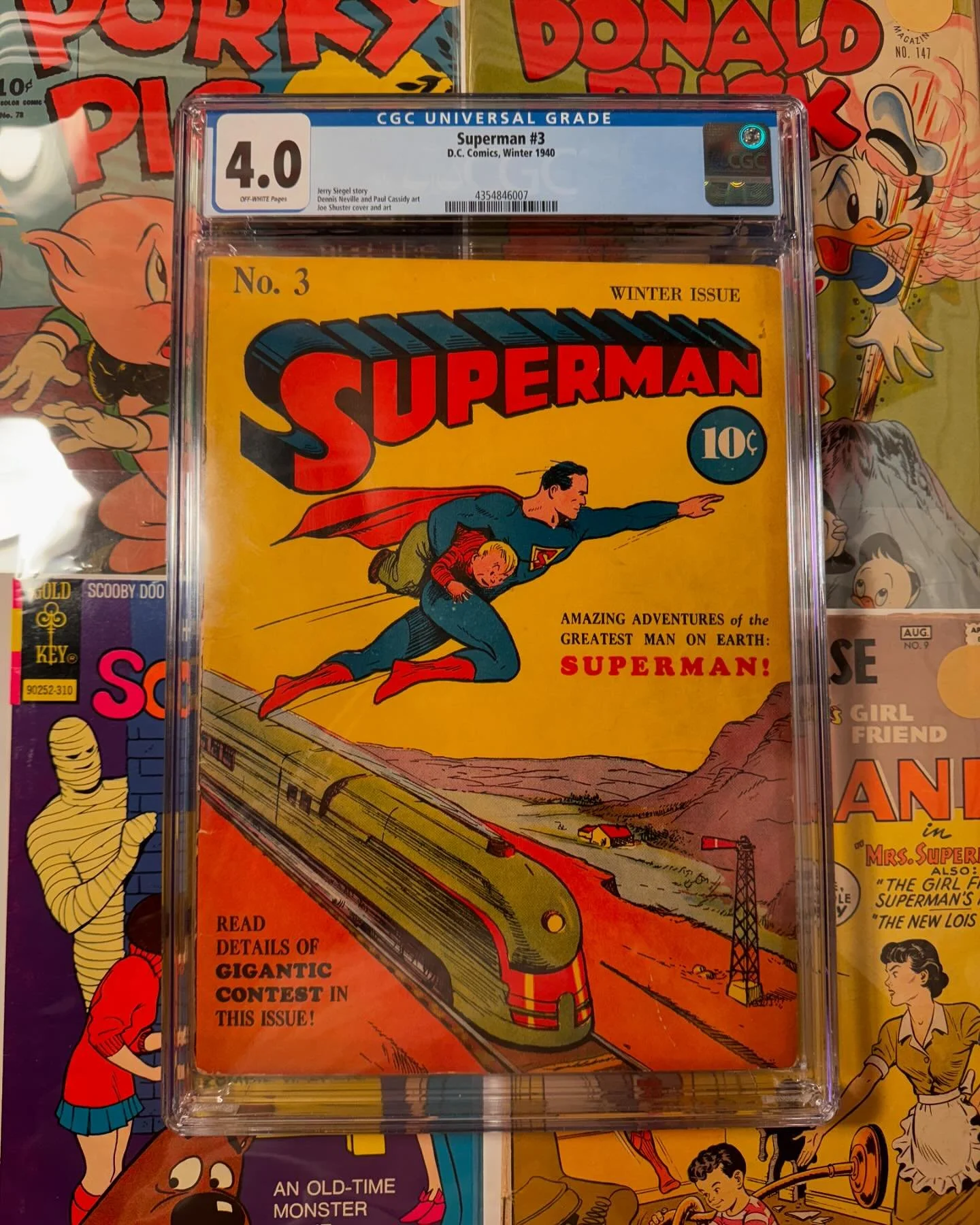 Two beautiful books off to a good home 😎
.
.
#igcomicfamily #igcomics #superman #goldenage #actioncomics #dc #silveragecomics #goldenagecomics #retro #vintage #superhero #war #warcomics #40s