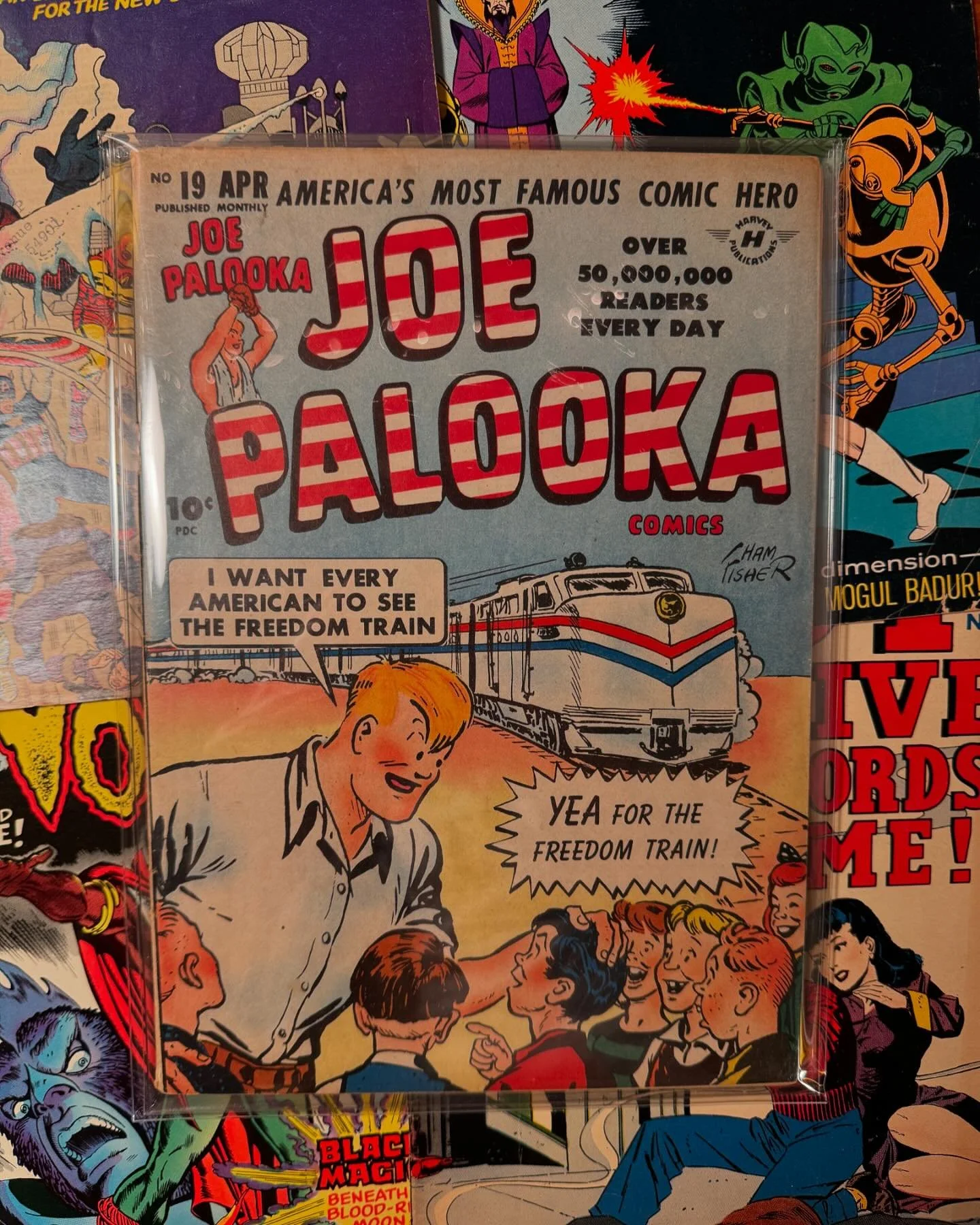 Happy Memorial Day, folks! 🇺🇸
.
.
#igcomics #igcomicfam #comics #goldenage #war #warcomics #joepalooka #harvey #goldenagecomics #fyp