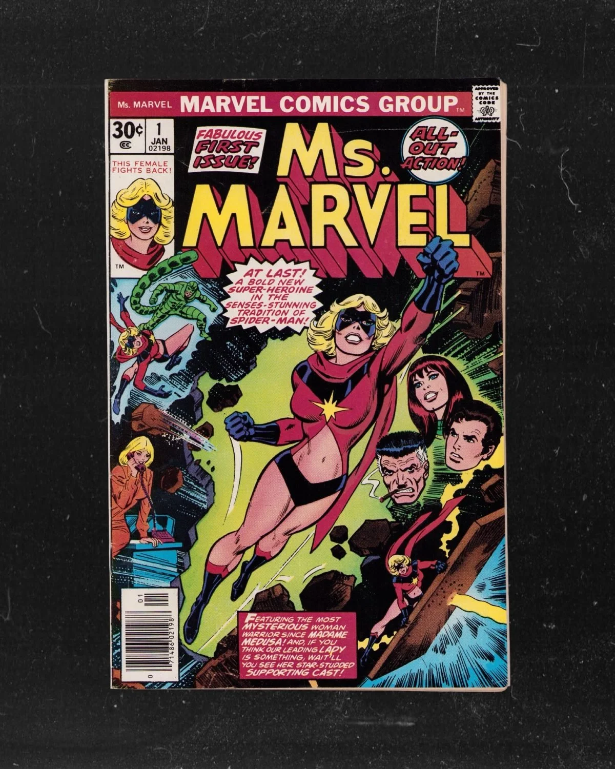 ms-marvel-1-f-5-5_32526-2249_thumb.jpg