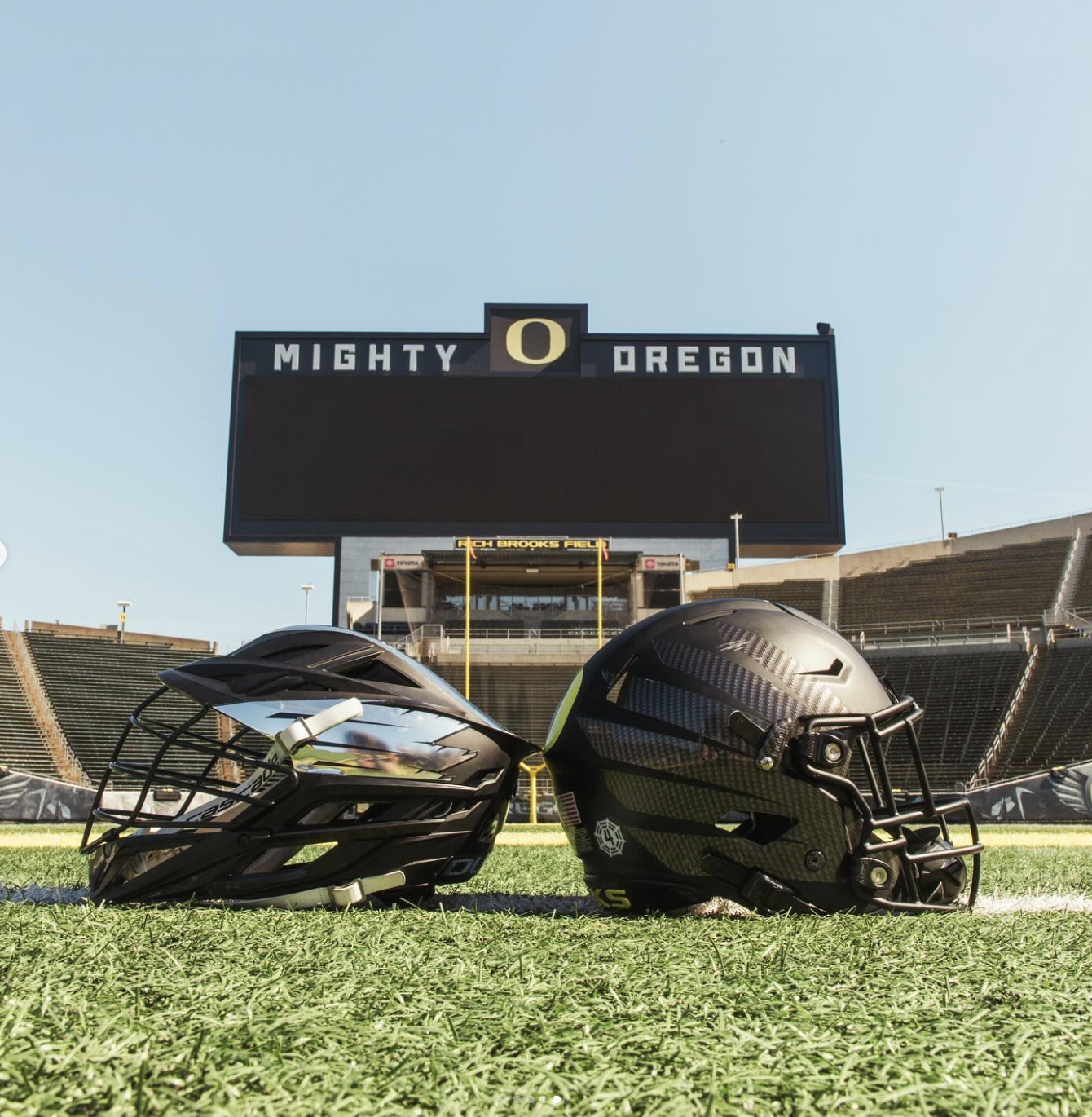 Oregon Football x Oregon Lacrosse.png