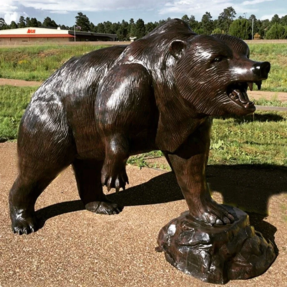 Grizzly Bear on Rock 🐻 Check our website ➡ https://www.loerasimports.com . . . . . . . . #aluminum #animalstatue #custommade #wholesale #smallbusiness #marketingonline #welding #statues