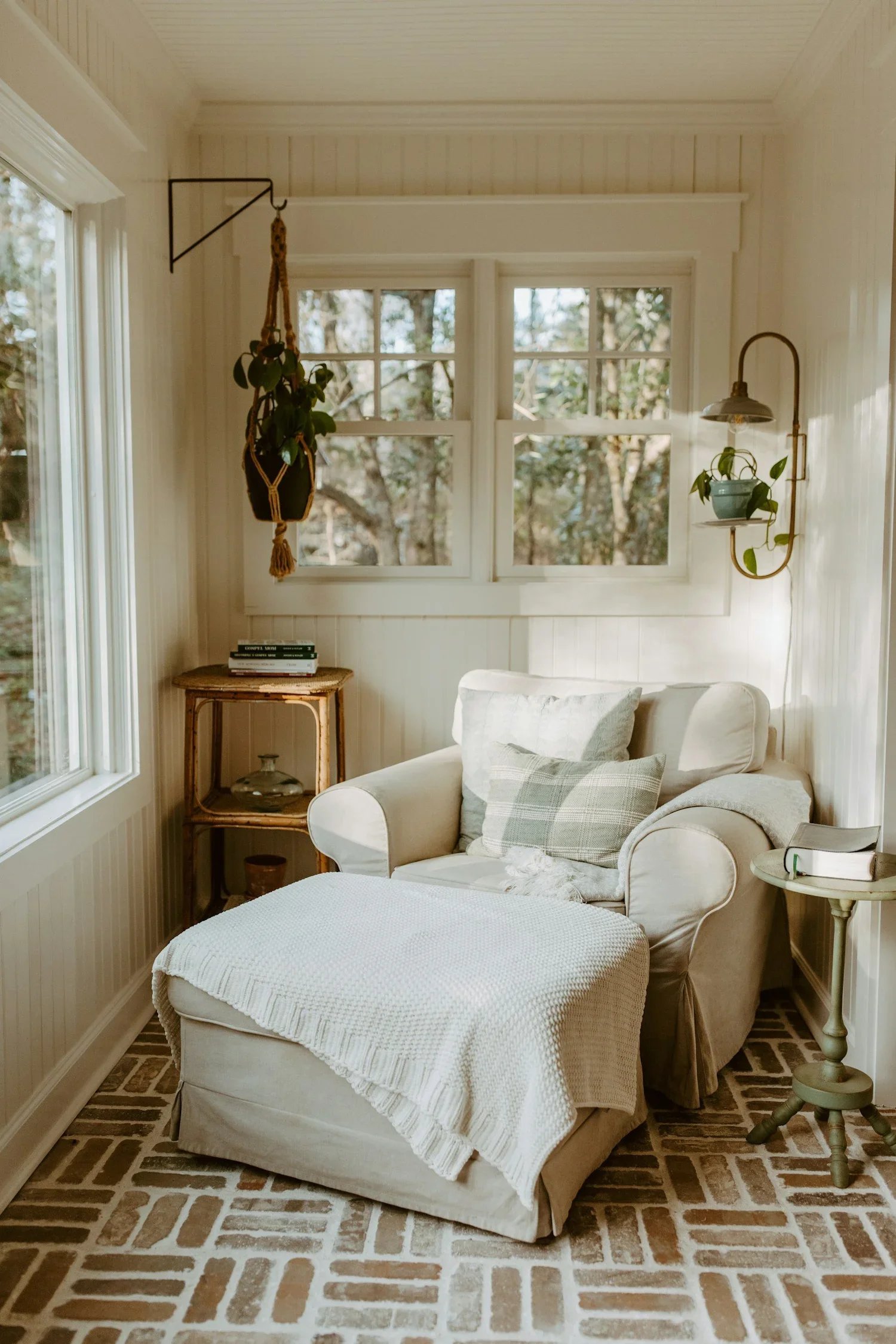 ZenAligned Design cozy sitting area.