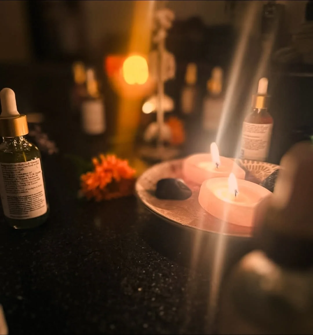 We are eternal. We are the altar. We find the gift in each shadow, the surrender deep inside what we try to grasp and control.

We gather, we move, we alchemize. 

Ayyyeeee, Astro Flow was potent!! ✨💫@ambur.waves.yoga.sound.mvmt &amp; I are really l