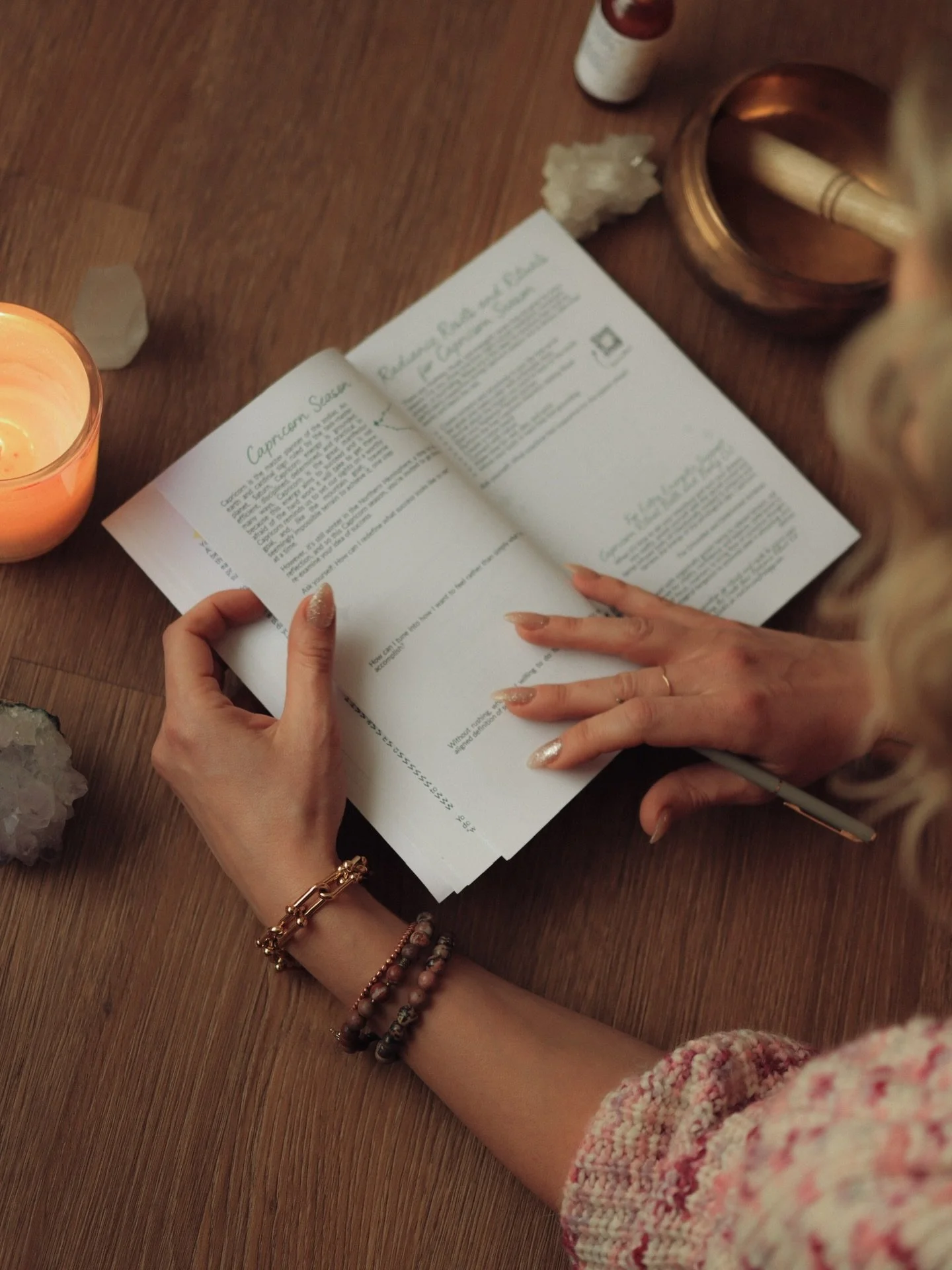 Capricorn Season invites us to redefine success, to explore what we truly want to put our energy and attention towards, because Capricorn is the great manifestor, the great creator. This energy supports us in creating the life and work we want, it su