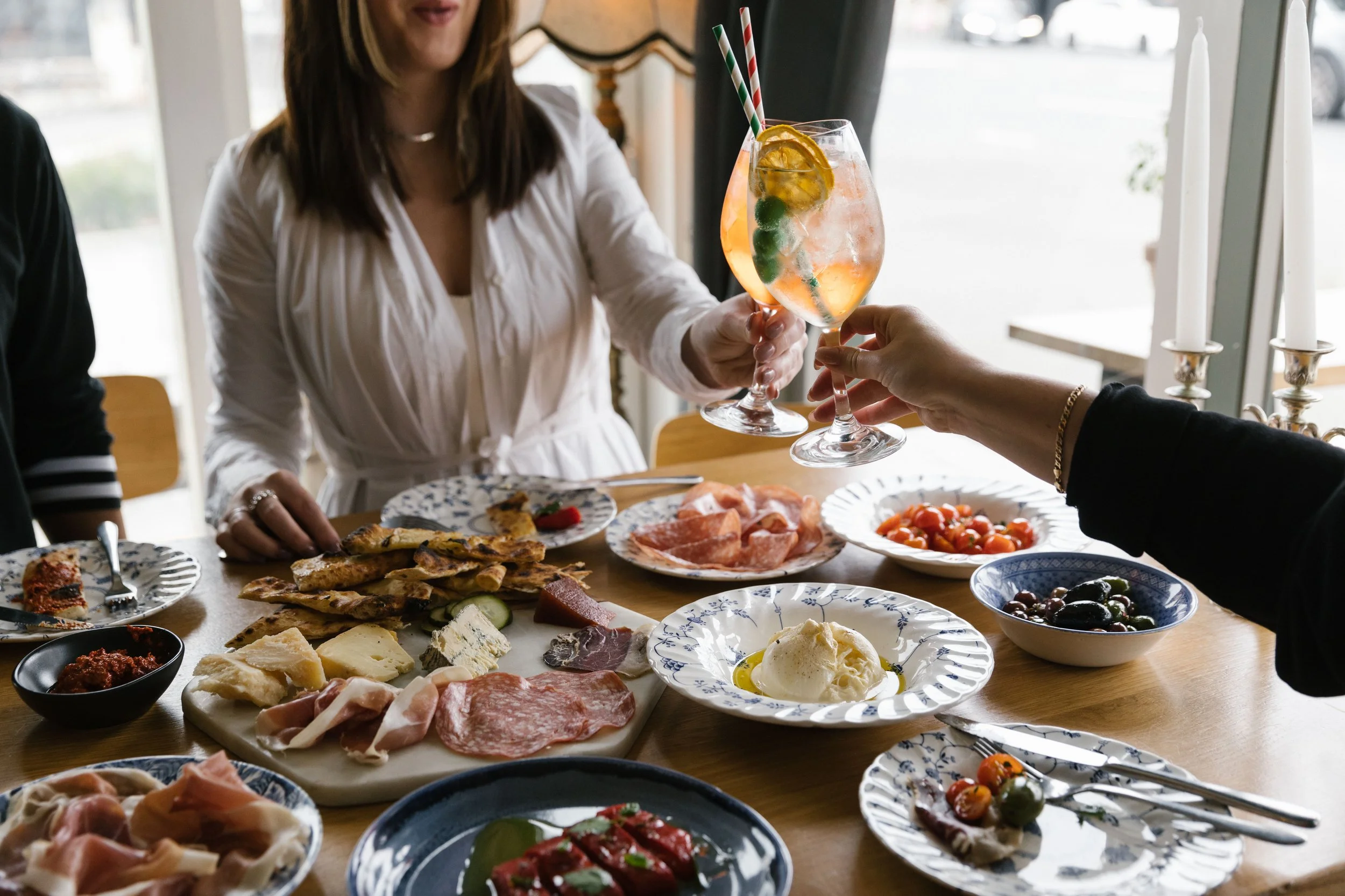 EAT & DRINK — Elmo's Pizza Bar - Ponsonby, Auckland