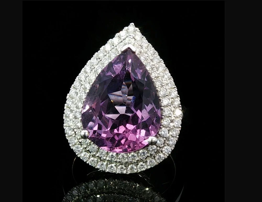 18K White Gold Amethyst Ring