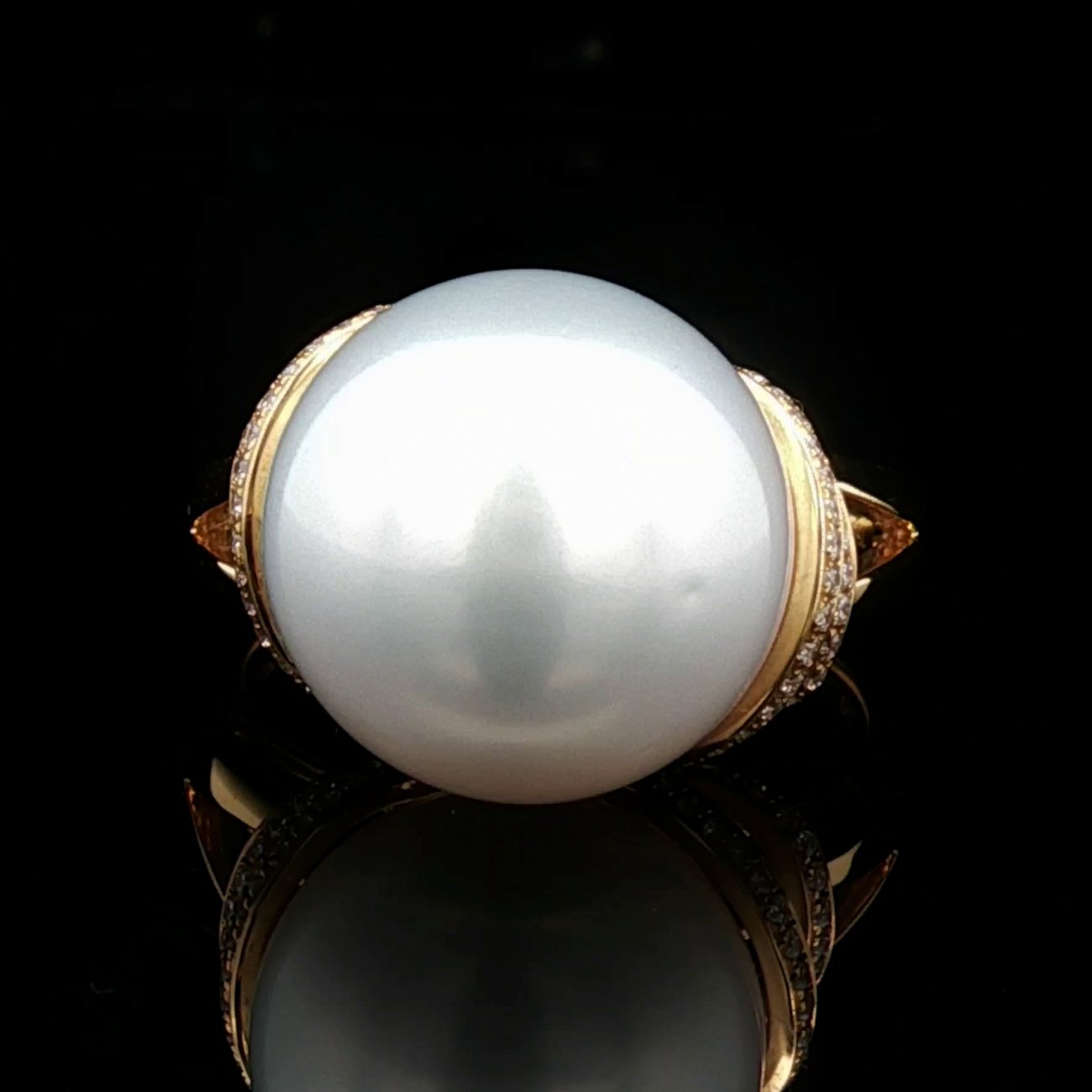 18K Yellow Gold South Sea Pearl and Diamond Ring