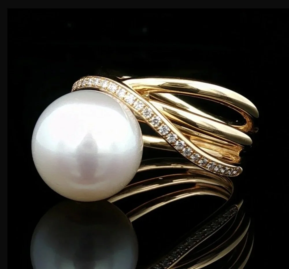 18K Yellow Gold Akoya Pearl Ring