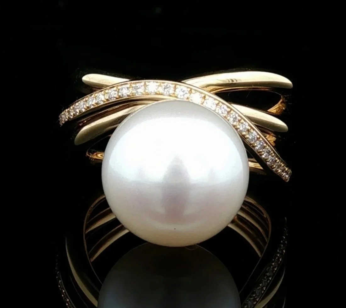 18K Yellow Gold Akoya Pearl Ring