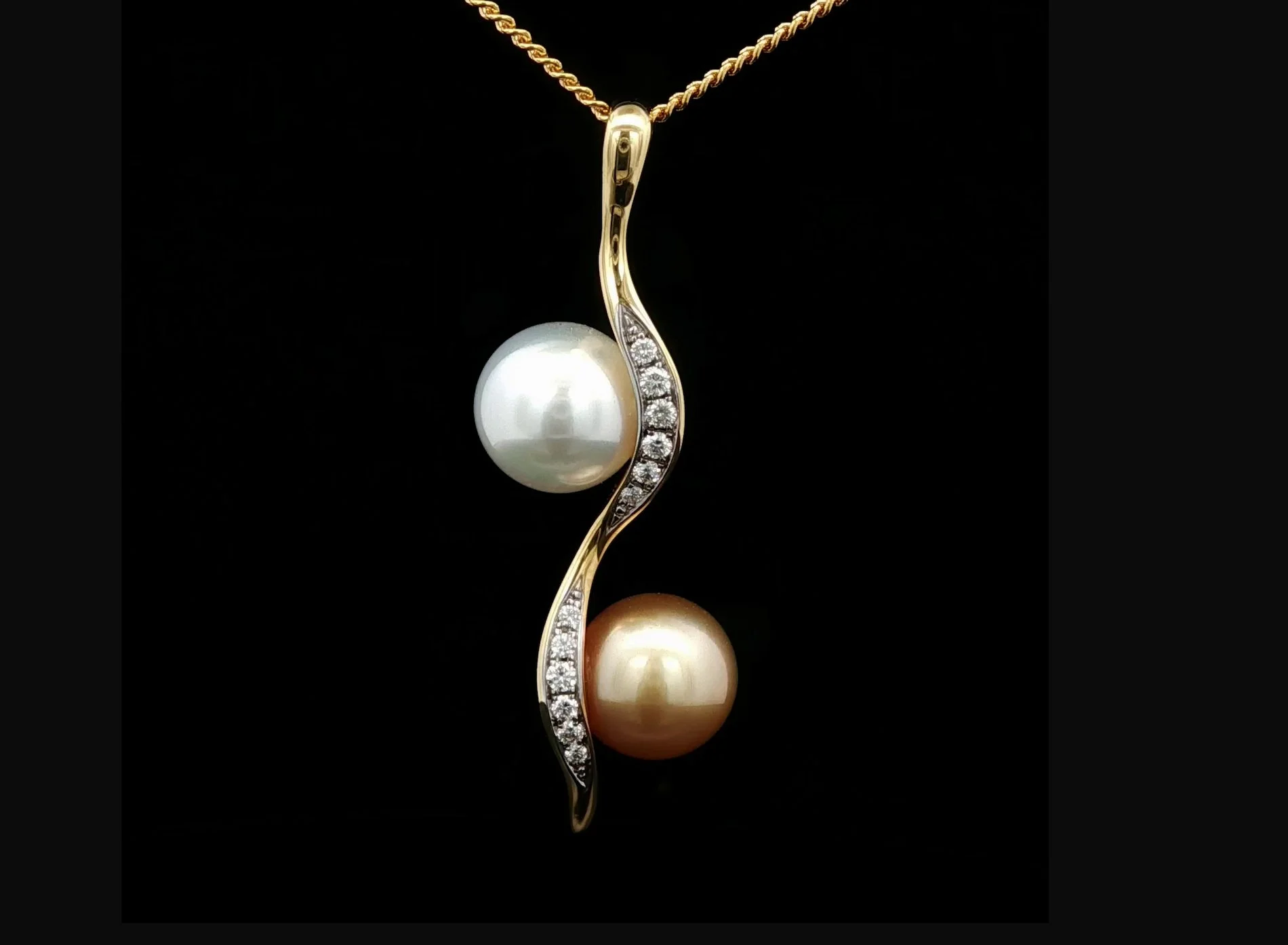 18K Yellow and White Gold South Sea Pearl Pendant