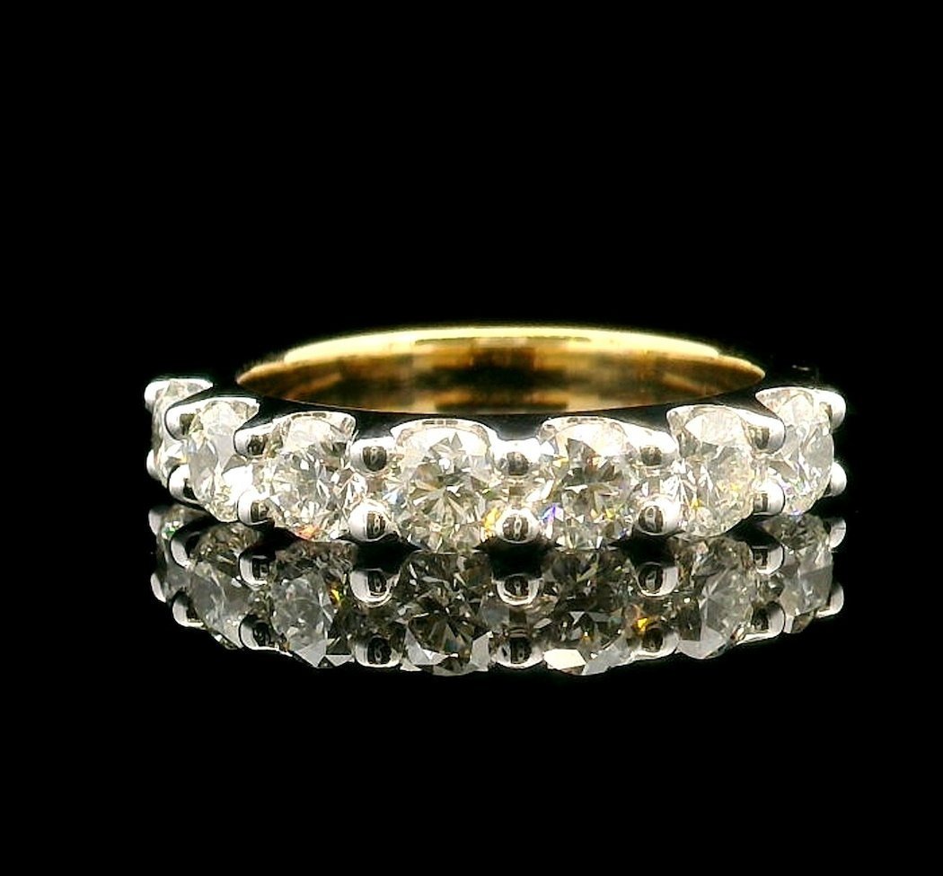 18K White & Yellow Gold Diamond Ring