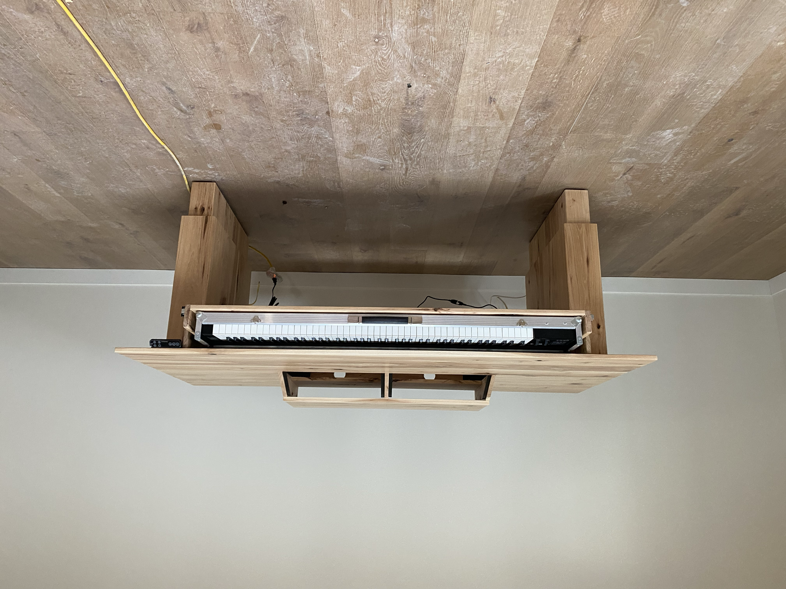 Up/Down Producing Workstation
