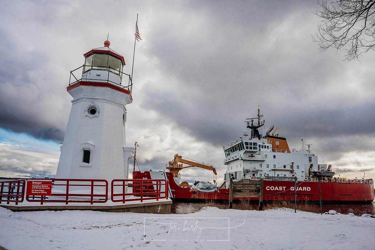 Keeping the Christmas Tree Ship tradition alive after Rouse Simmons was lost in 1915 the USCG Cutter Mackinaw leaves Cheboygan, MI for their journey to Chicago with 1200 Christmas Trees on board.
.
.
.
#puremichigan #michiganders #northernmichigan #c