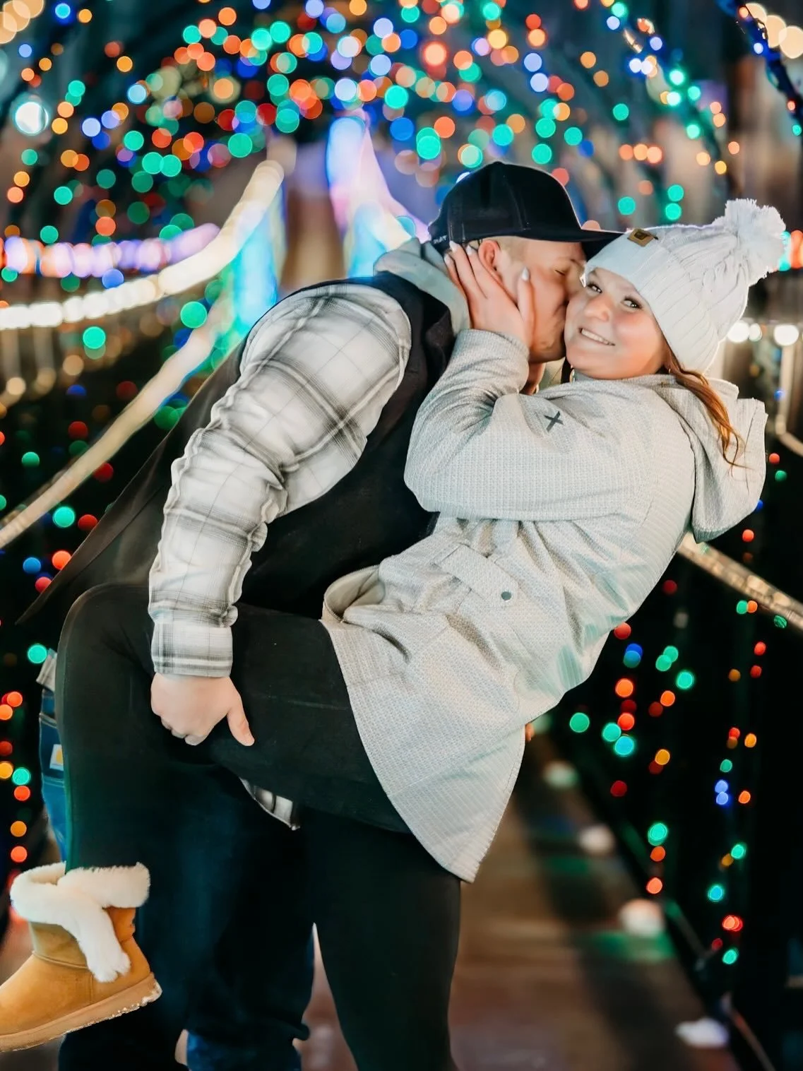 Started the year out with these two getting engaged on the SkyBridge Michigan at Boyne Mountain 🥰 it truly is such a quiet and magical treasure to propose on during the winter.