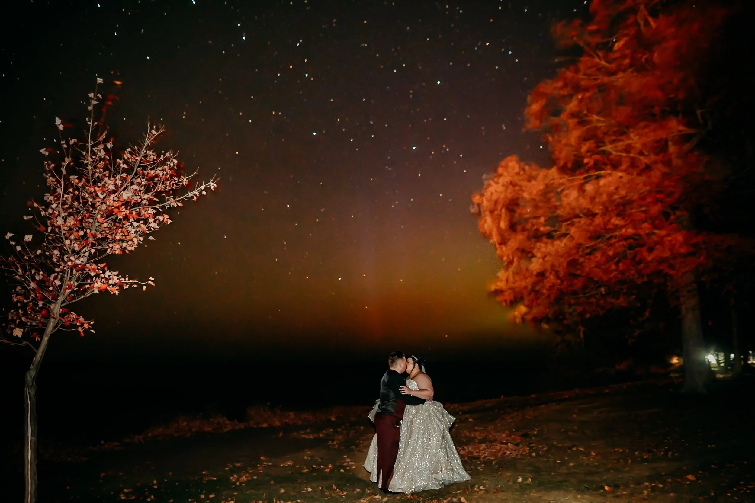 The party may have ended before the sky truly lit up Saturday night, but not before these two beautiful humans got to shine beneath the stars for a few minutes! 

📍 Presque Isle, Marquette 
💇&zwj;♀️ @jessicaandcompanysalon 
🍽️ @alajess906 
🎶 Tim 