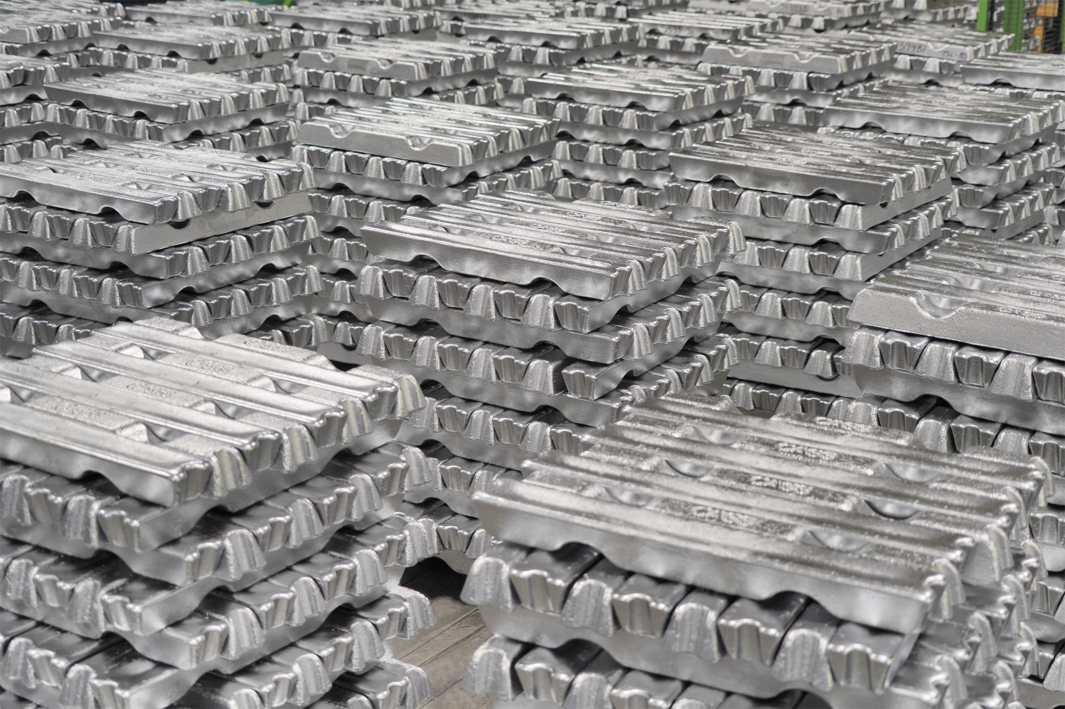 Новая форма алюминия может заменить драгоценные металлы в химической промышленности.