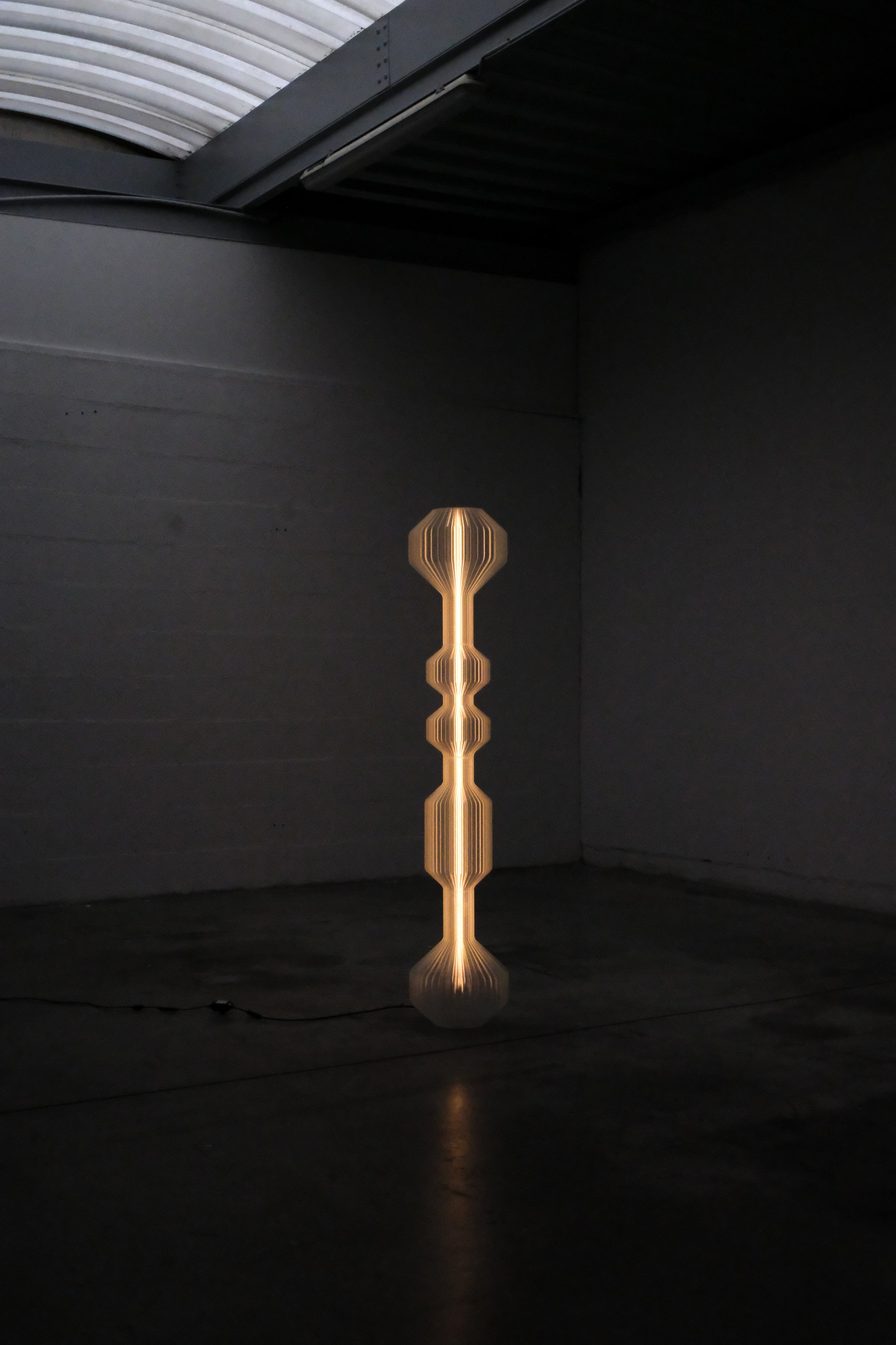 F04_02.jpg