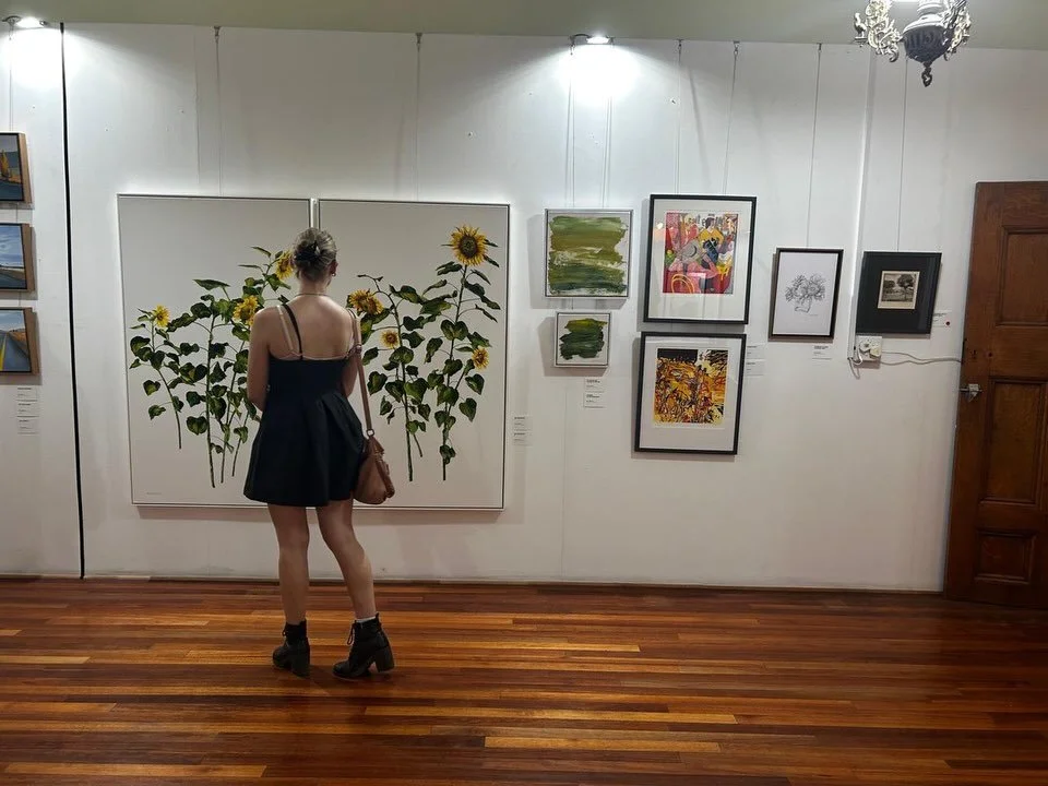 Thank you KKNK 2026 you have been good to us&hellip;

Thank you for everyone who supported us, visited us and rooting for us, we are thankful ✨

Looking forward to the next one💛

#kknk #friends&amp;i #artexhibition #artforsale #visualartists