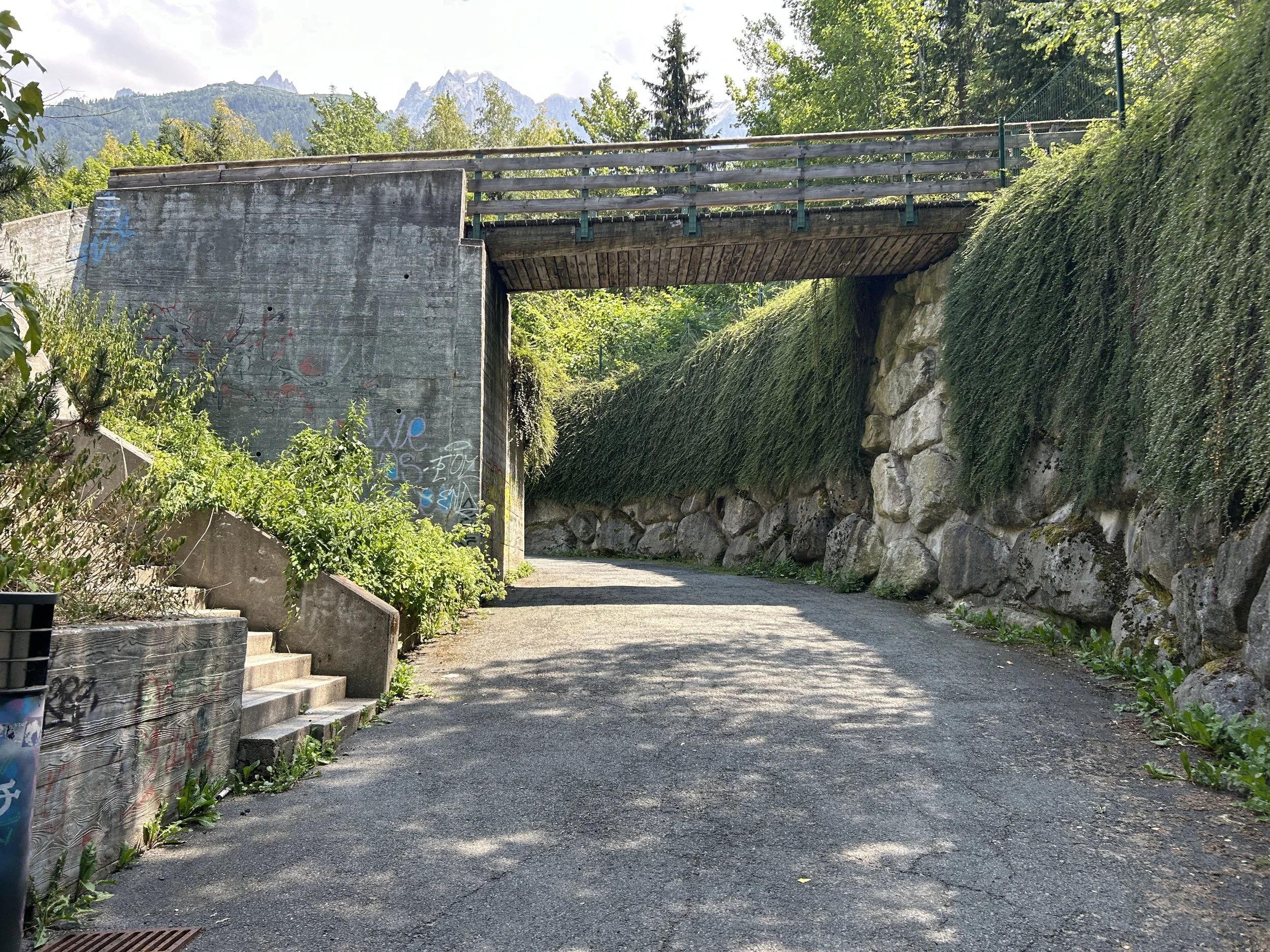 LOC_804_TUNNEL_16.JPG