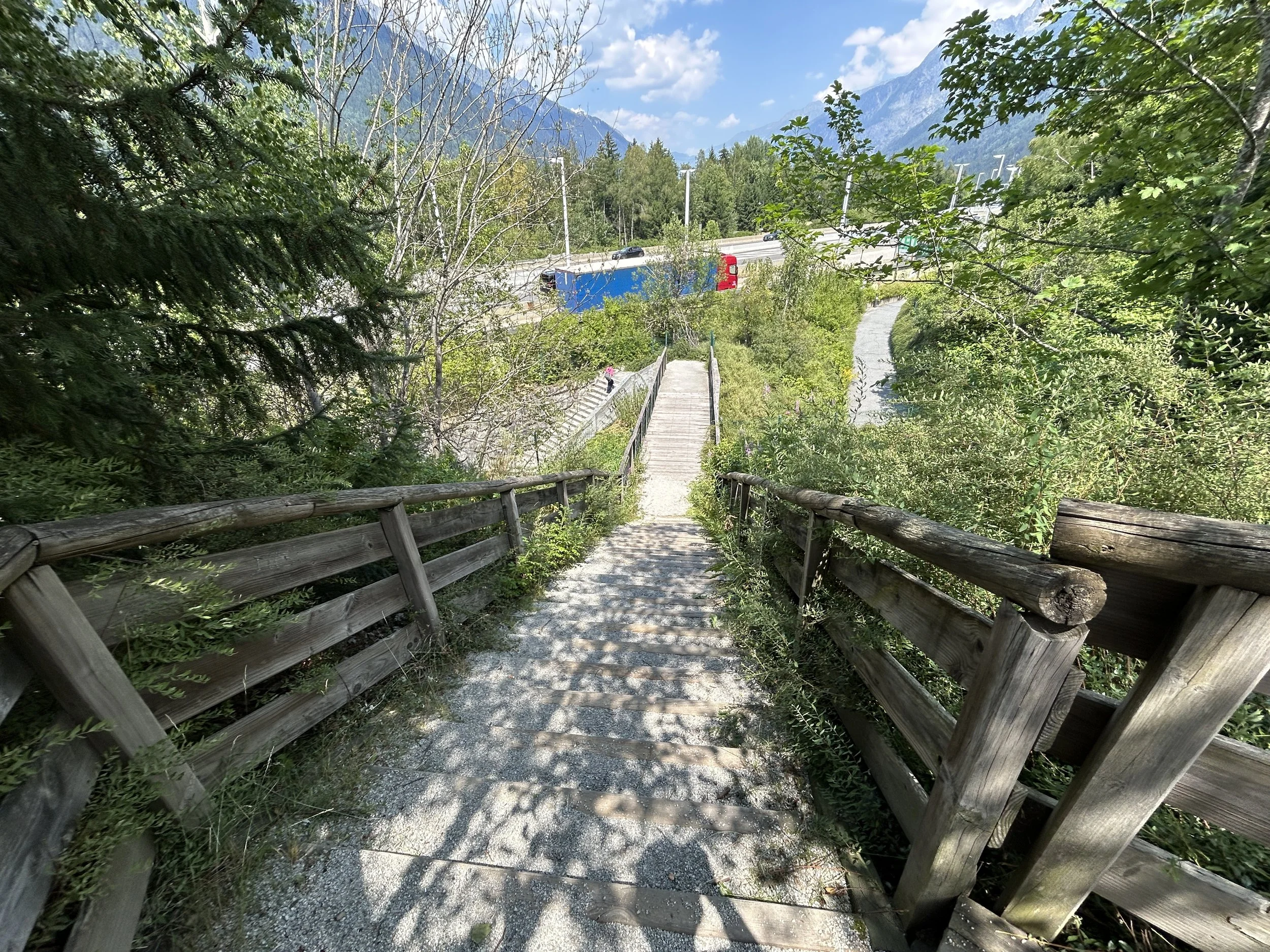 LOC_804_TUNNEL_30.JPG