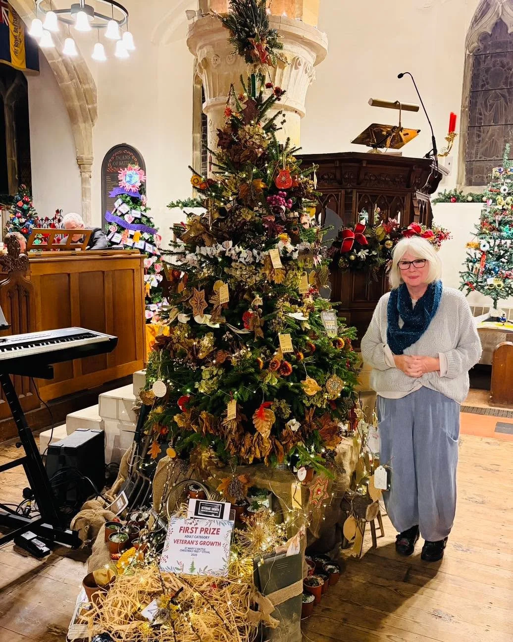 ANNOUNCING THE WINNERS OF THE 2025 
CHRISTMAS TREE FESTIVAL 🥁 🎄✨

Adult Category
🥇 @veteransgrowth 
🥈 Saxonwood W.I.
🥉 @needlemeetshook 

Children&rsquo;s Category
🥇 Netherfield School 
🥈 3rd Battle Brownies
🥉 @totzklub 

Huge congratulations