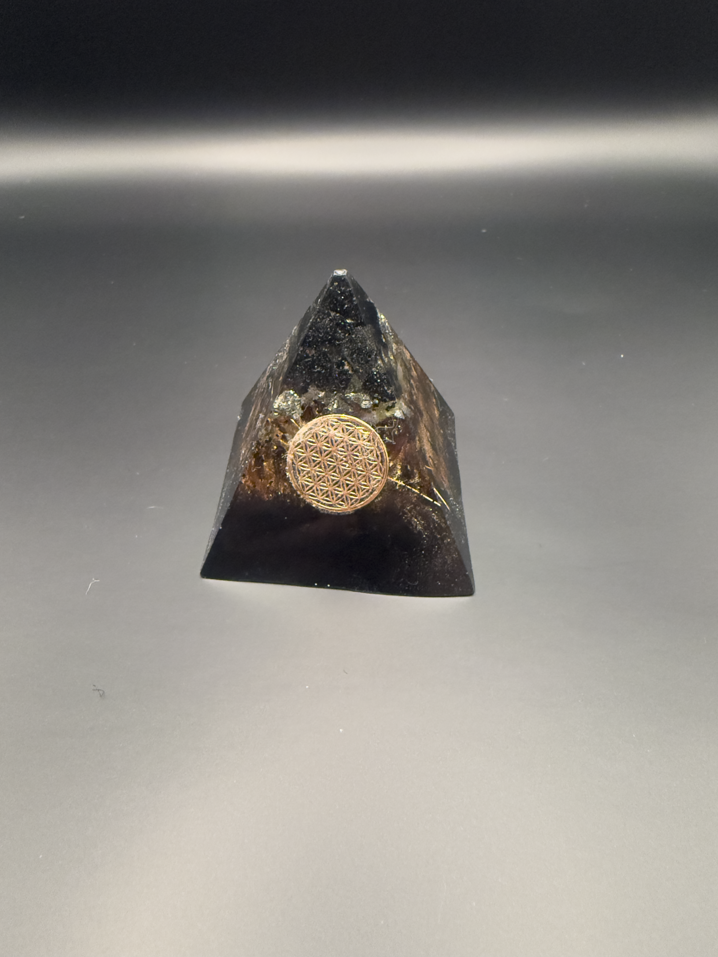 Resin Orgonite 2in.PNG