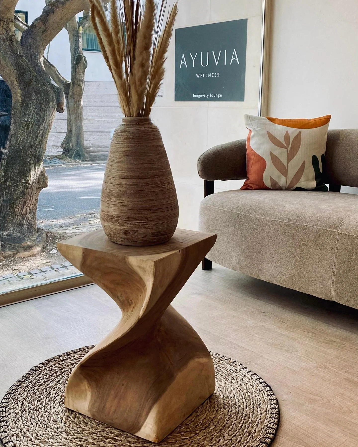 Ayuvia 🌿
A longevity lounge designed with intention &mdash; where environment matters and science-backed therapies are delivered with care.

Wellness you deserve.
Transformation you&rsquo;ll feel.

Experience Ayuvia. Link in bio 🔗

#ayuvialisbon #a