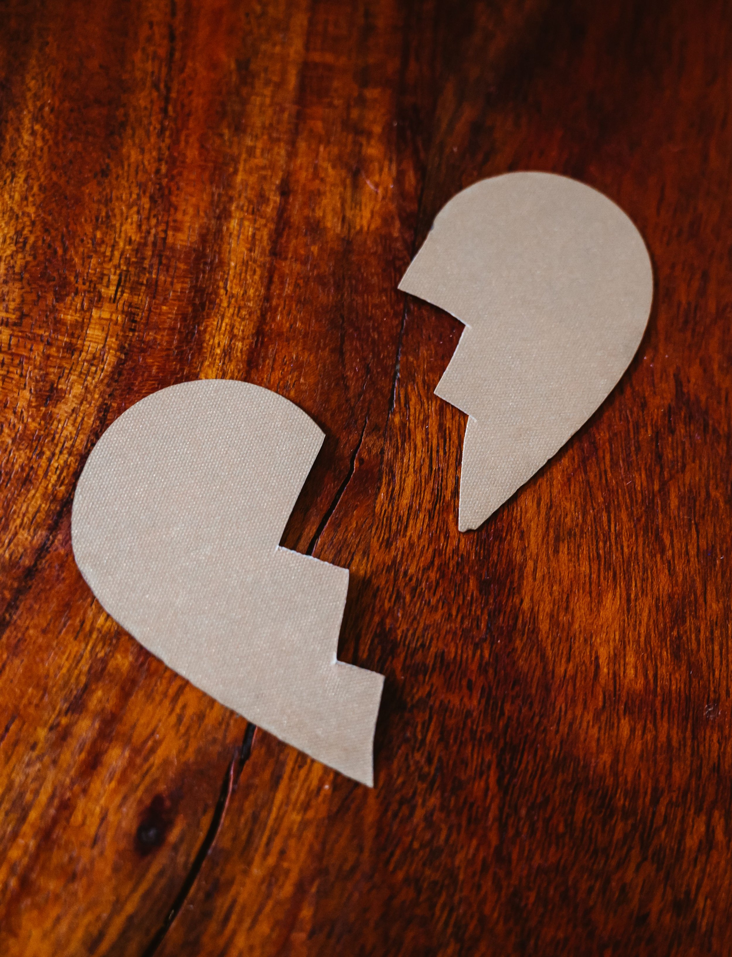 Four Less Known Reasons Why Relationships Fail From an Expert Couples Therapist