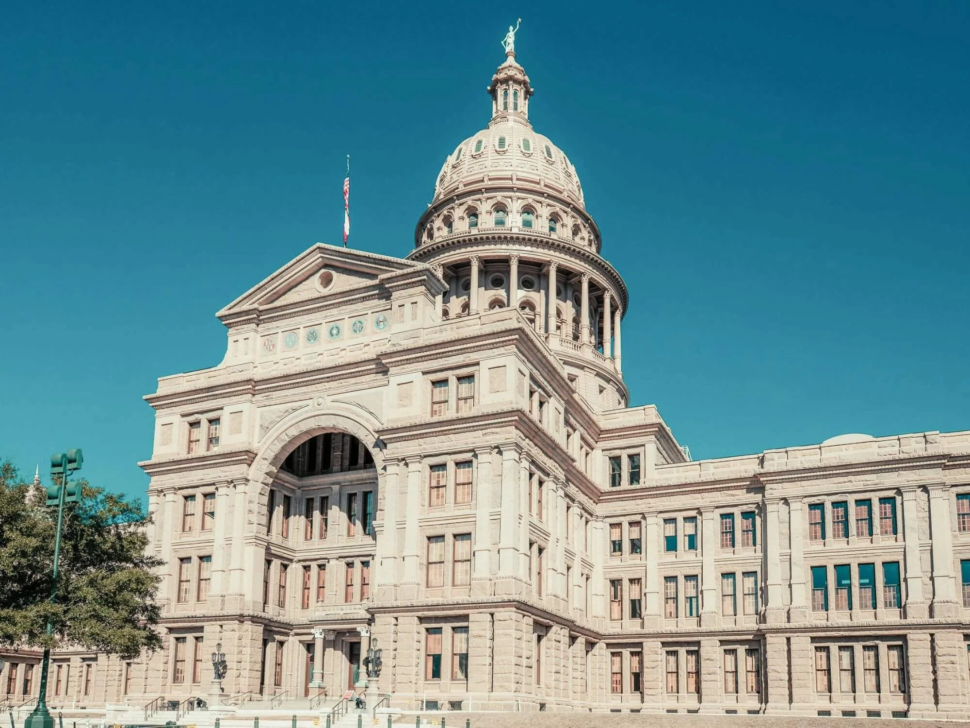 protocol course in Austin capital building in Texas