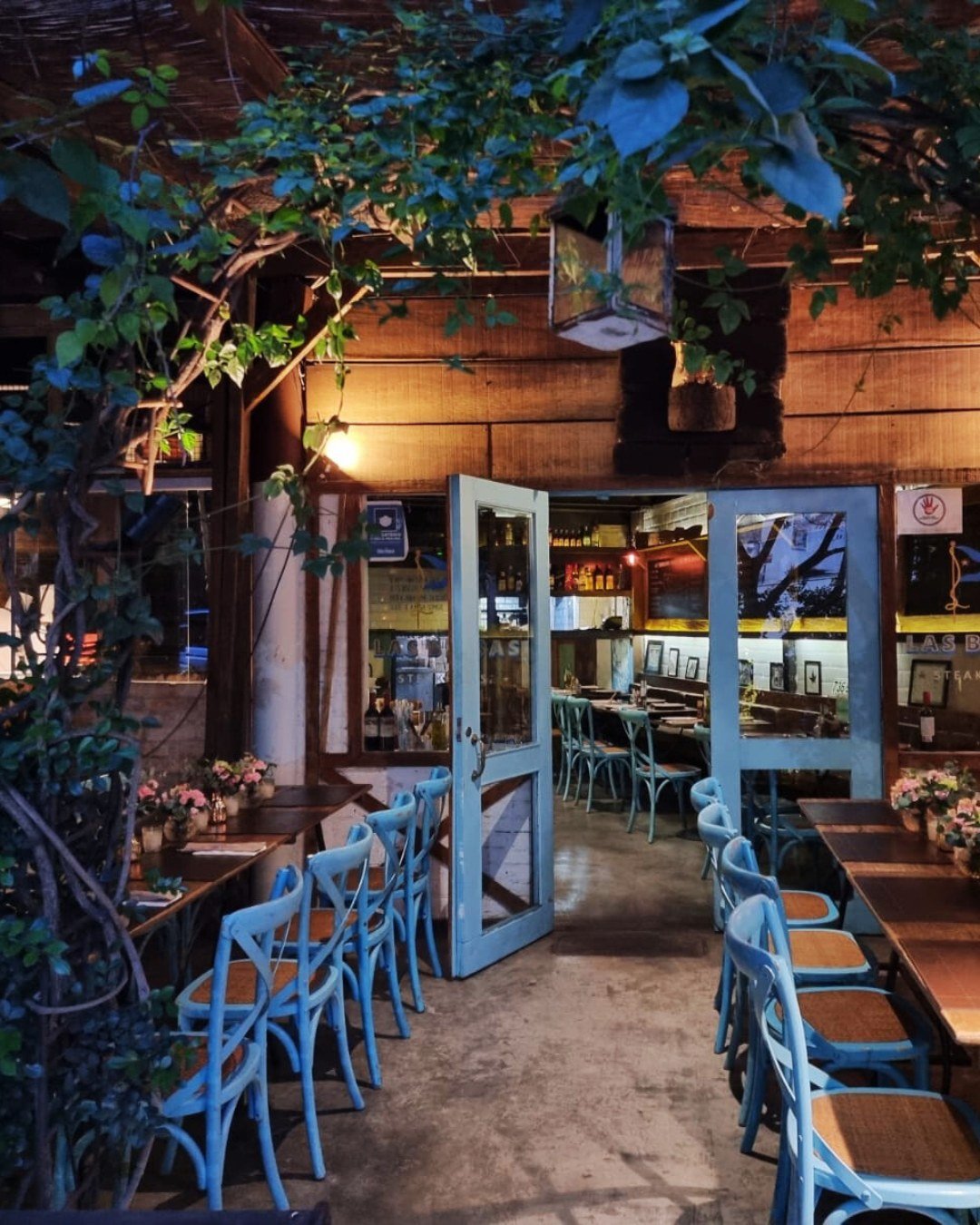 Surpreenda sua equipe com uma noite inesquec&iacute;vel no Las Brisas!

Nosso ambiente &eacute; perfeito para o evento de fim de ano, com o charme e sabor argentinos que voc&ecirc;s merecem. Garanta sua data e deixe que cuidamos dos detalhes &mdash; 