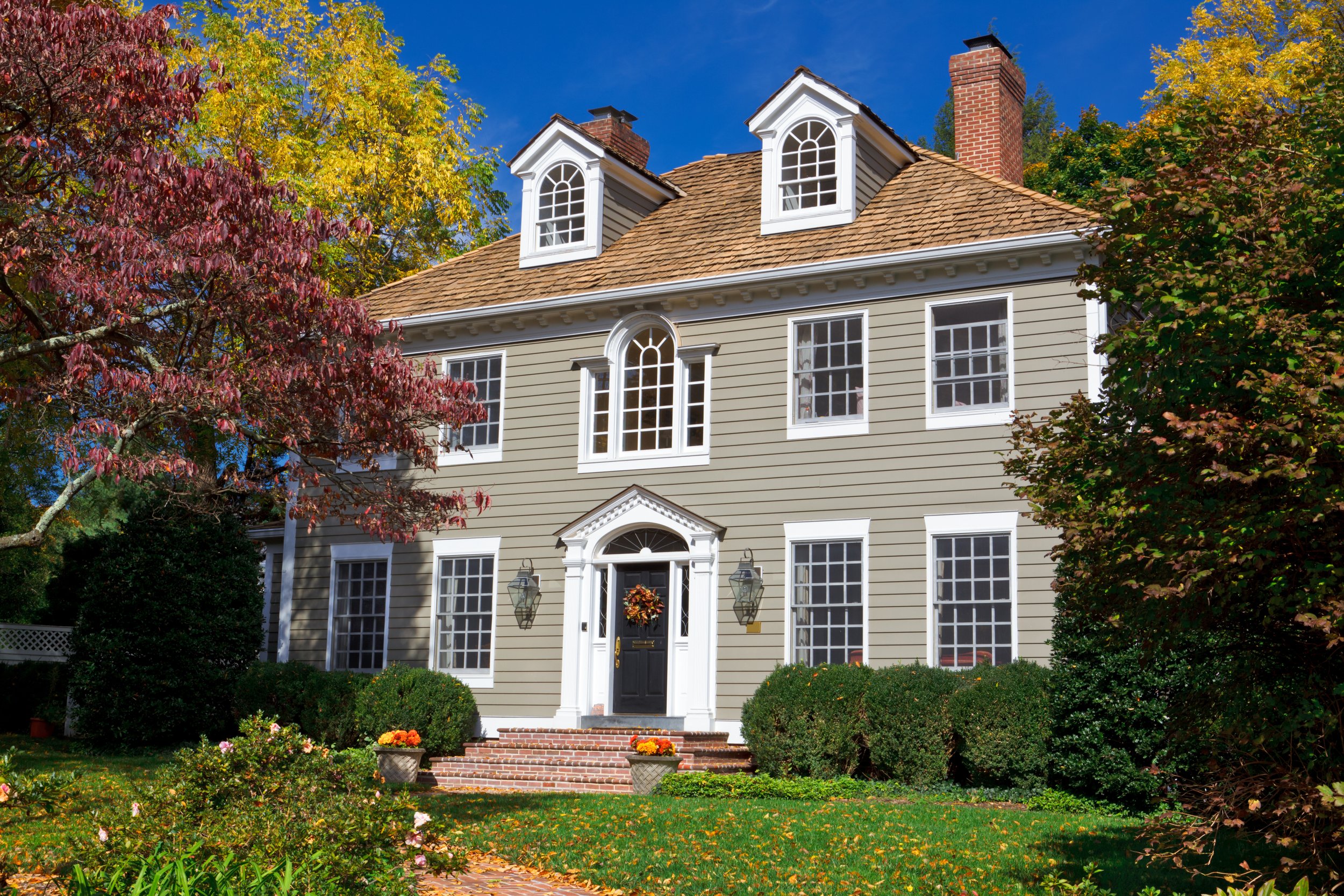 Fall Siding Maintenance in Cincinnati, OH: Protect Your Home Before Winter